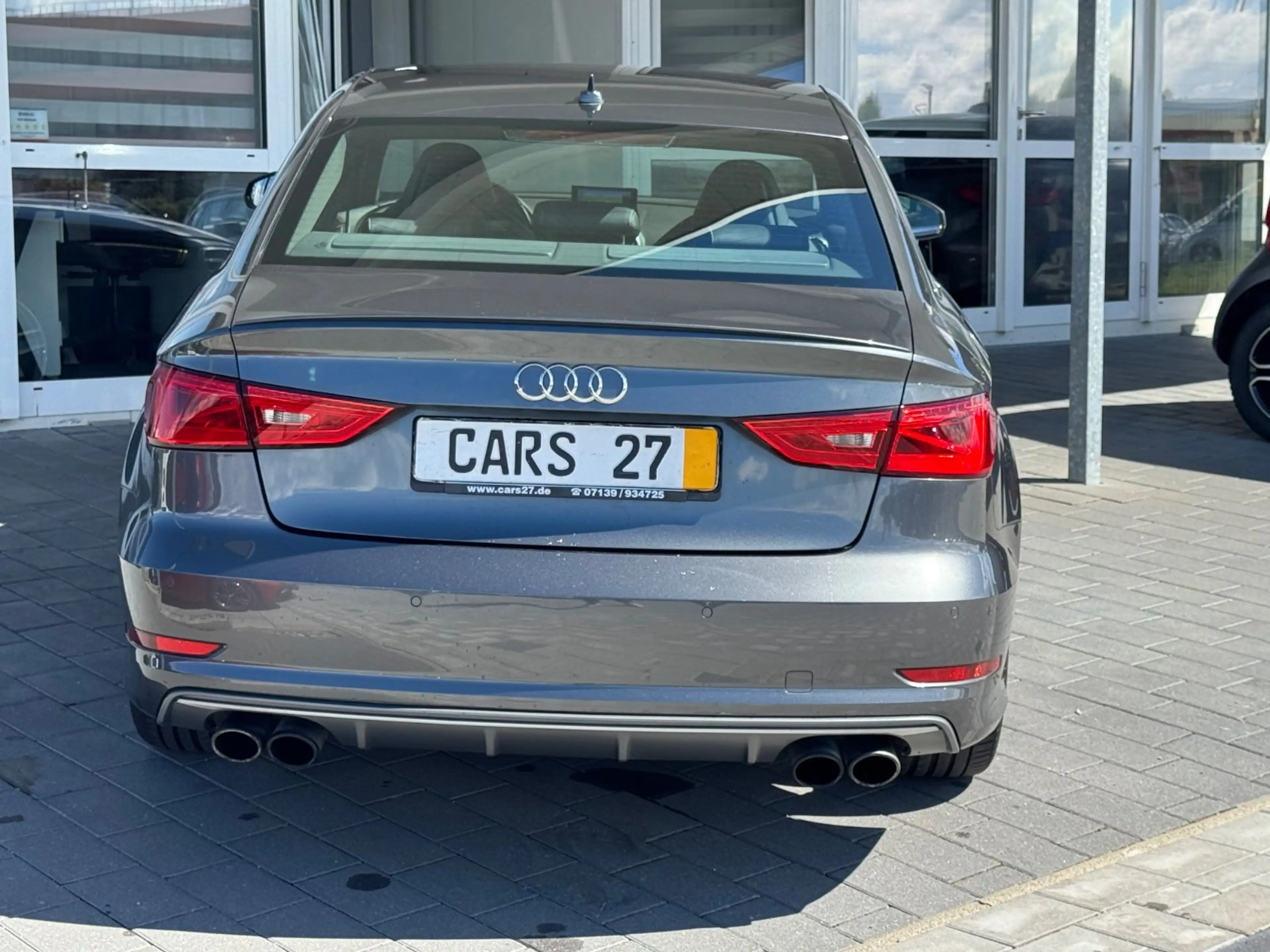 Audi S3 2.0 TFSI quattro Lim. Schalter Scheckheftgpf. — photo 5