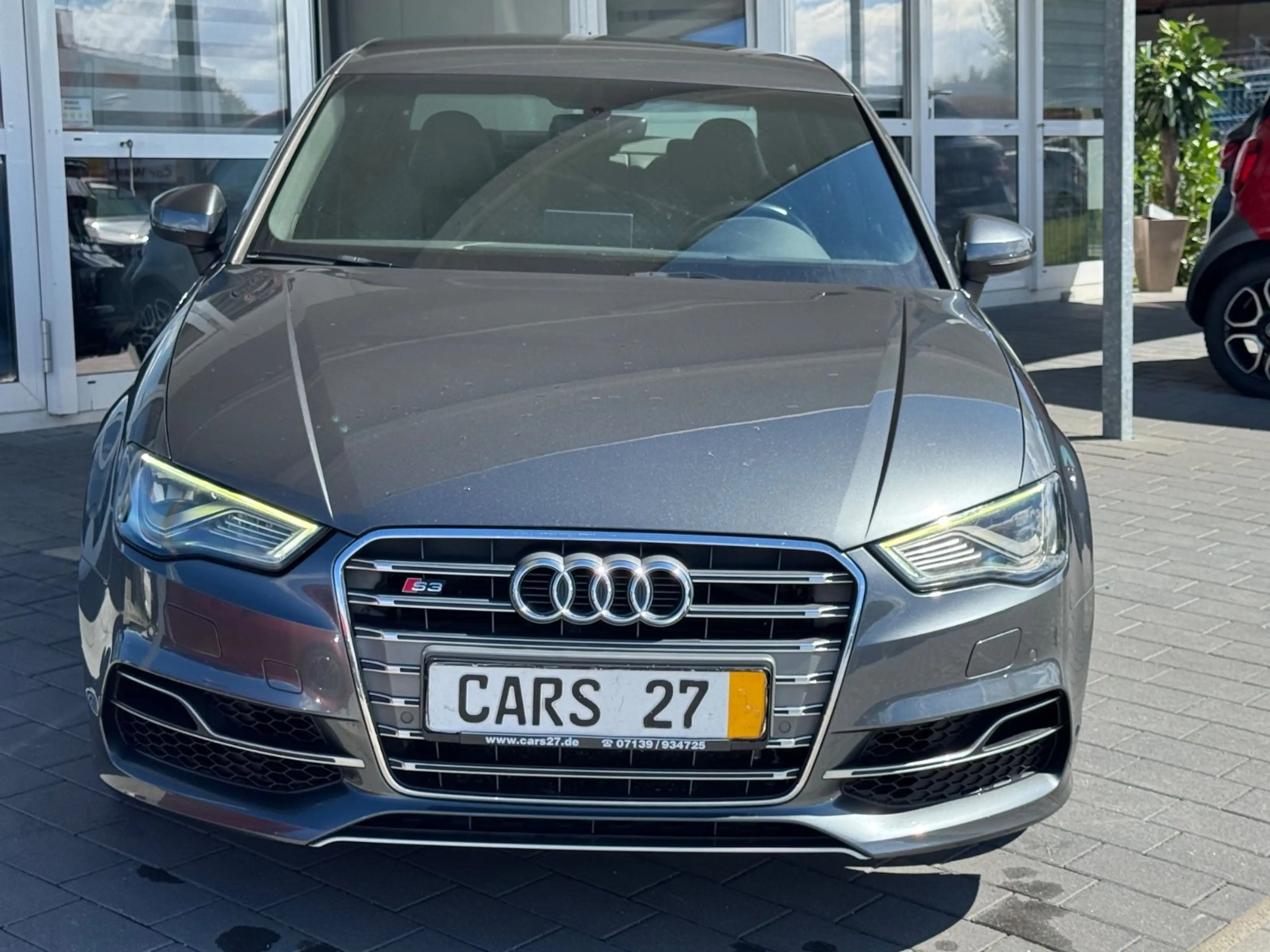 Audi S3 2.0 TFSI quattro Lim. Schalter Scheckheftgpf. — photo 2