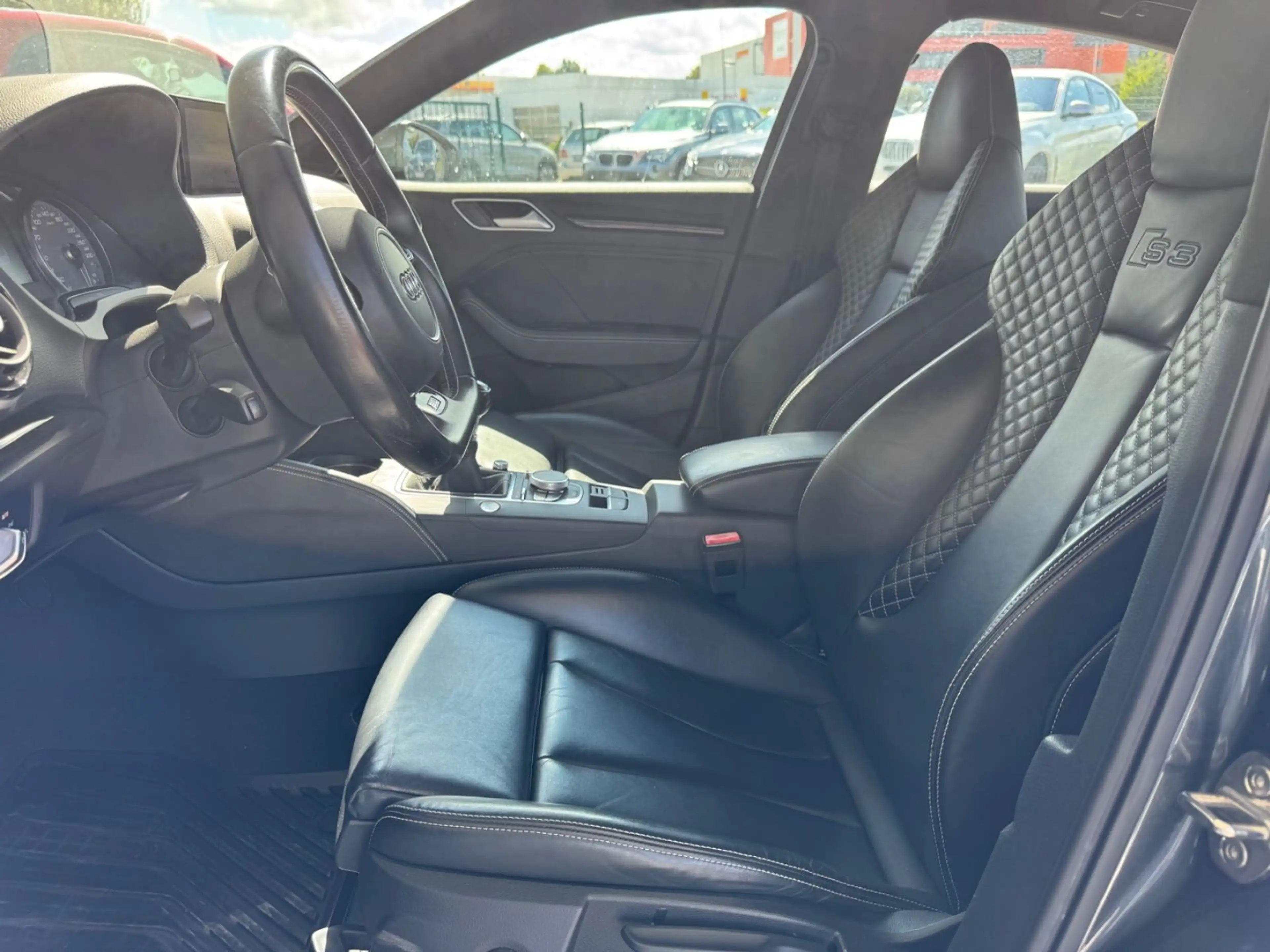 Audi S3 2.0 TFSI quattro Lim. Schalter Scheckheftgpf. — photo 10