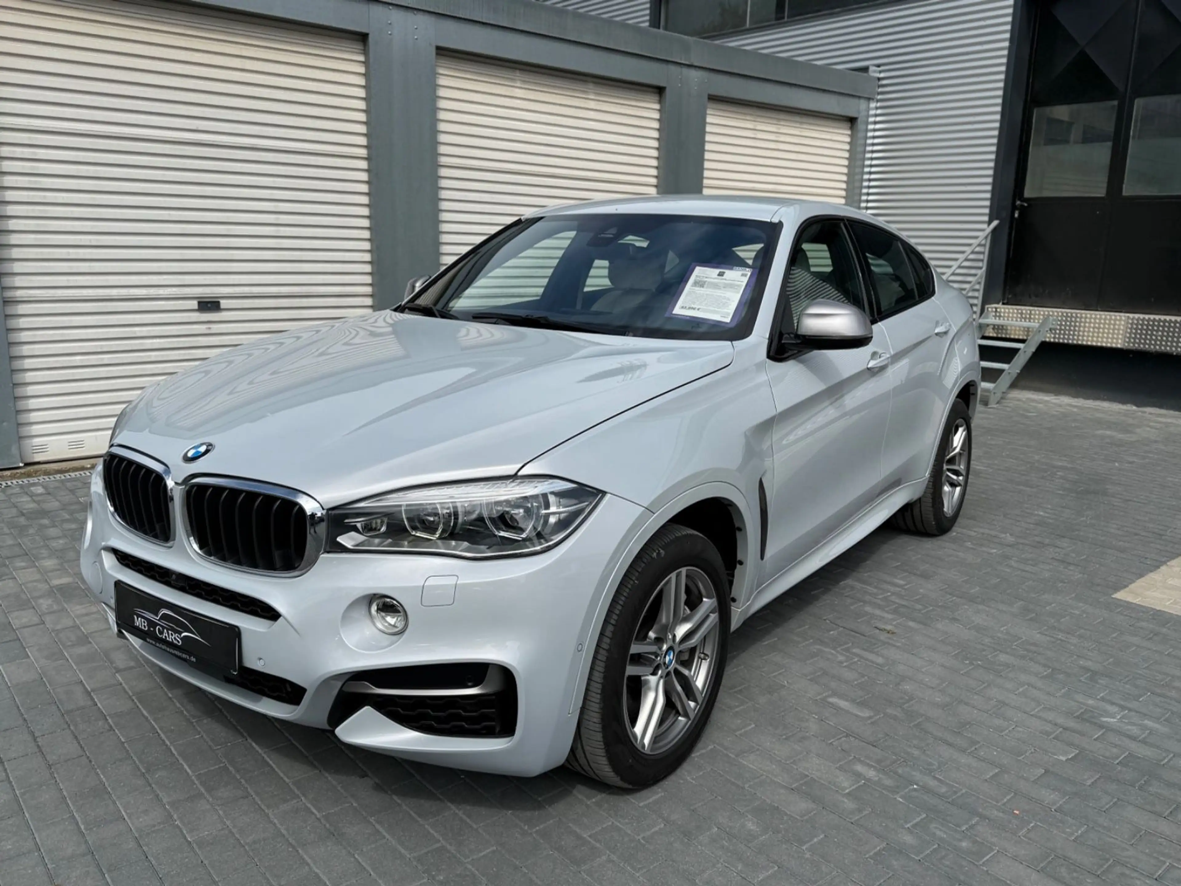 BMW X6 M50 d*AUTO*LED*NAVI*AHK*HEAD-UP*SOFT