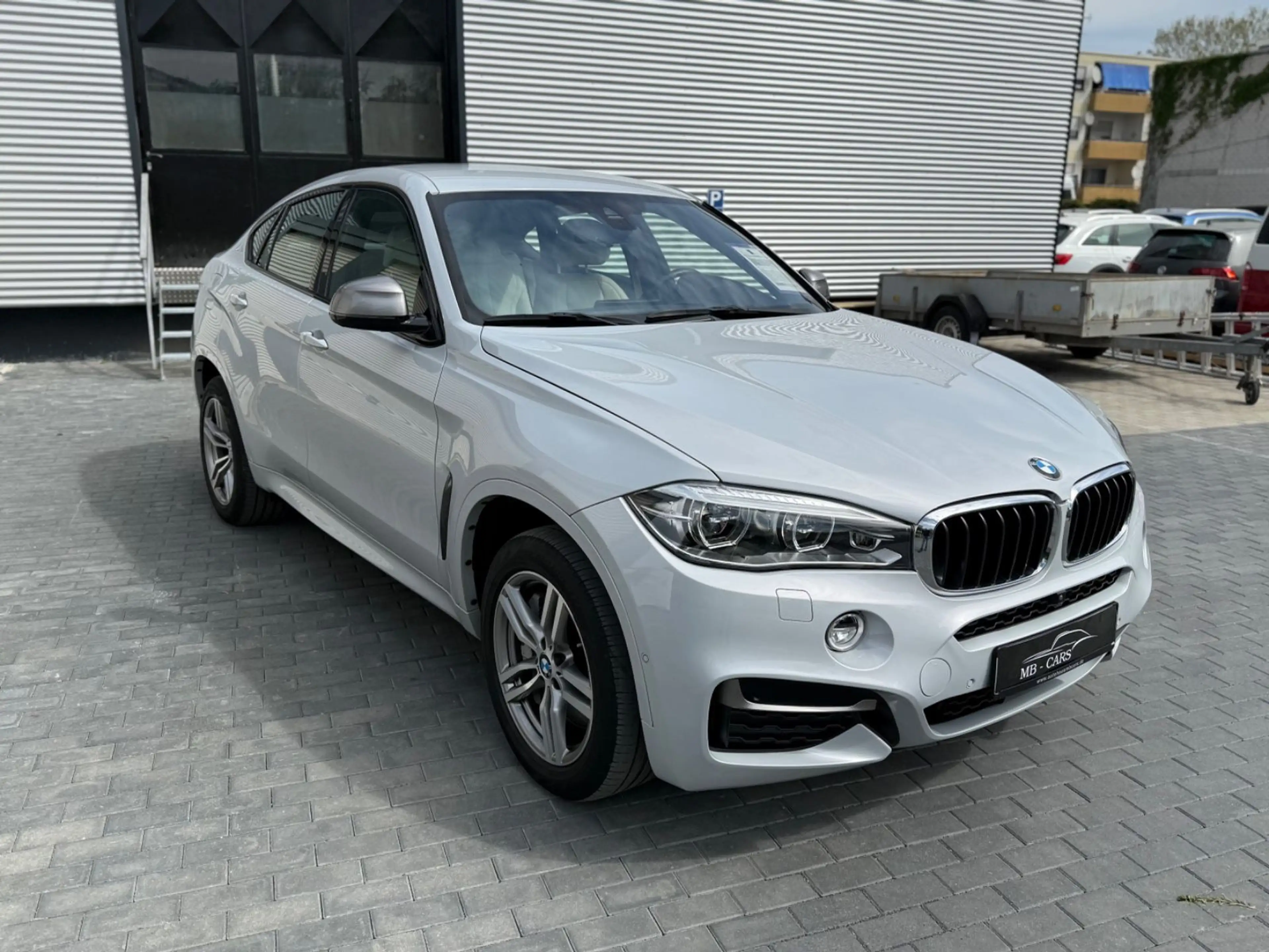 BMW X6 M50 d*AUTO*LED*NAVI*AHK*HEAD-UP*SOFT — photo 3