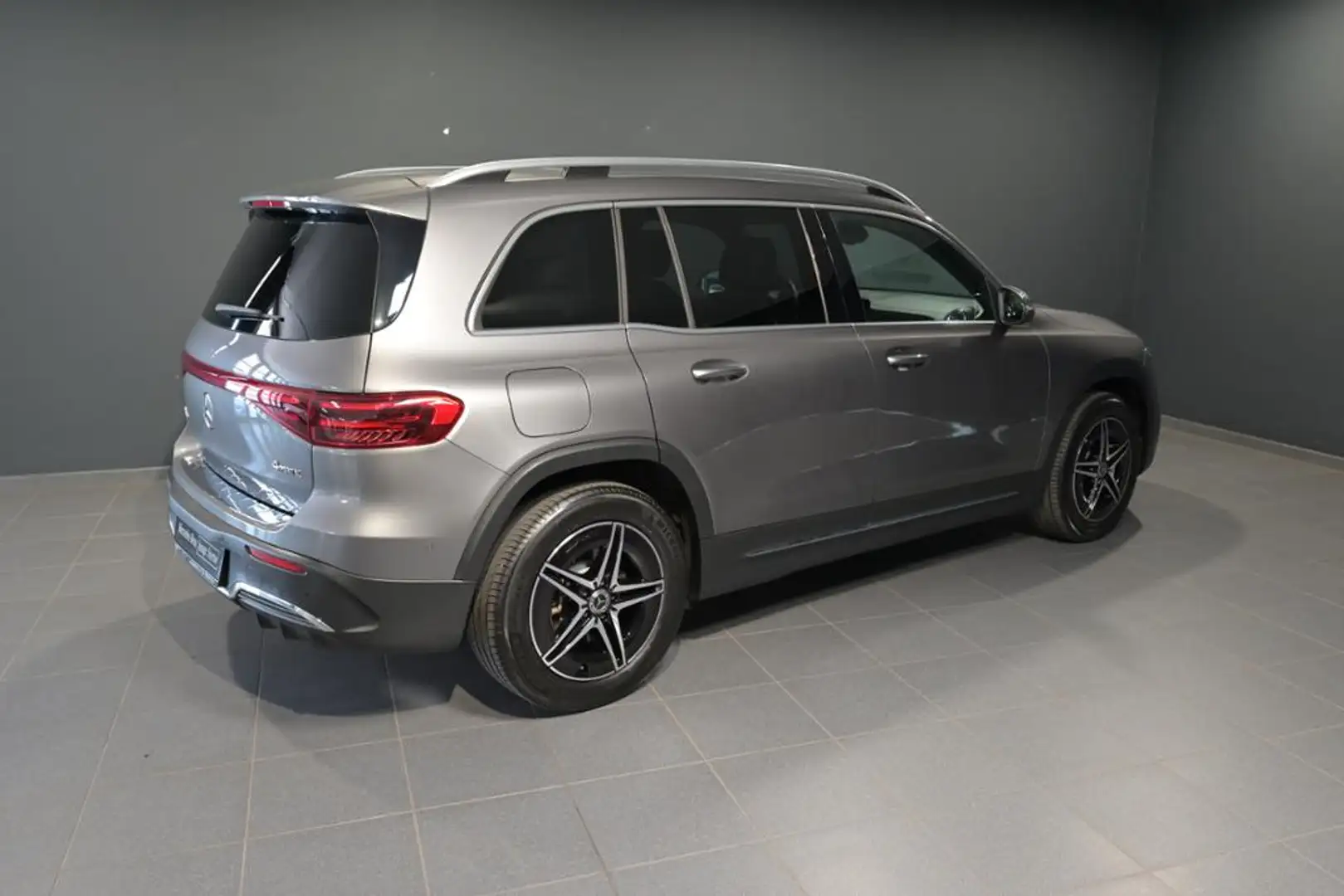 Mercedes-Benz EQB 300 4M AMG ADVANCED/KAMERA/SHZ/MBUX/TOTW/PTS Gris - 2