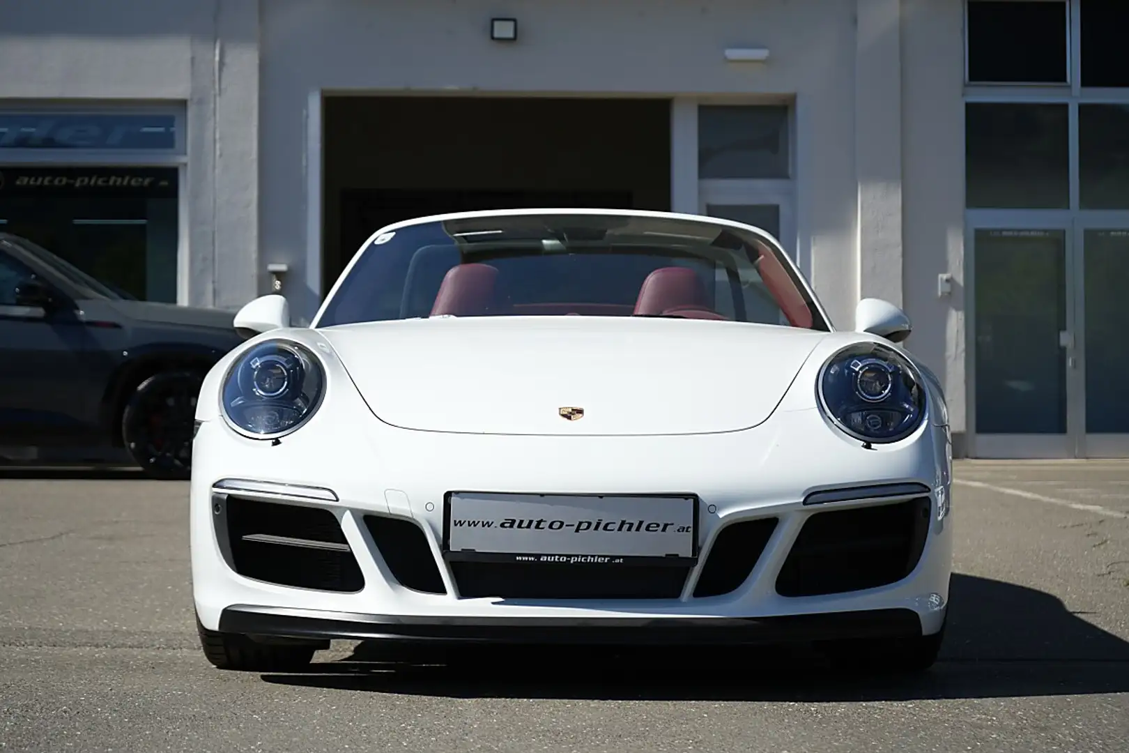 Porsche 911 Carrera 4 GTS Cabrio PDK Weiß - 2