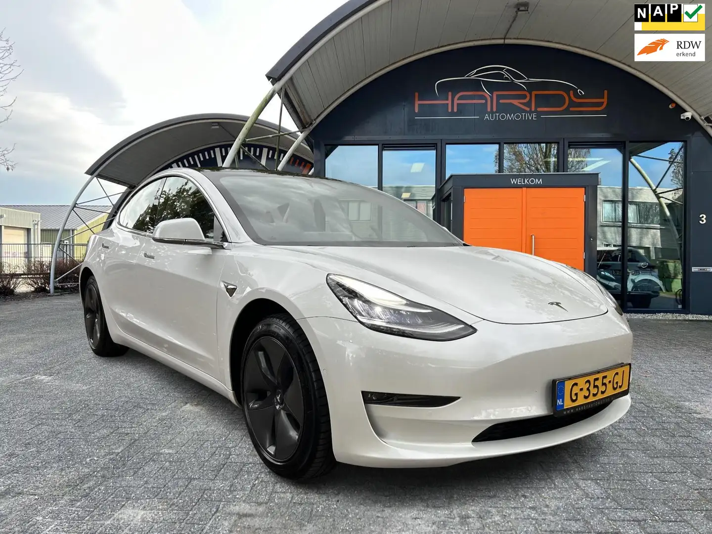 Tesla Model 3 Long Range AWD 75 kWh 84% SOH Trekhaak (1.000kg) R Wit - 1