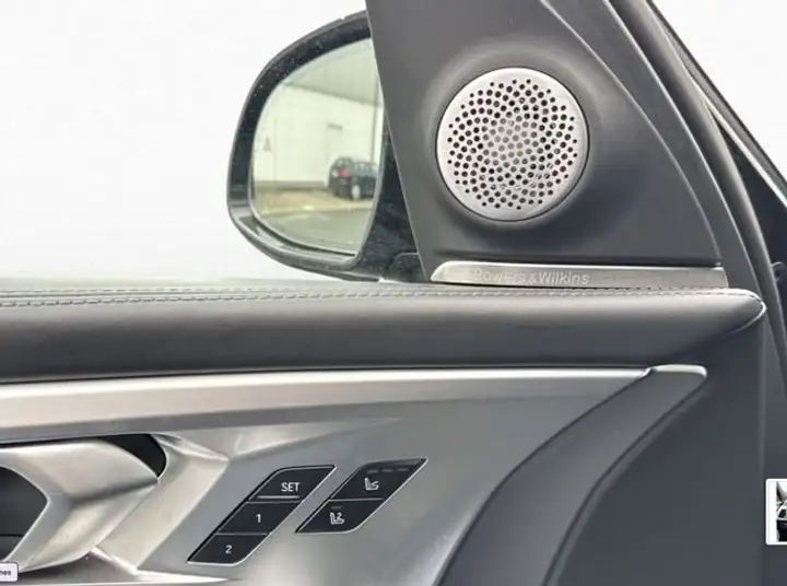 BMW XM 2023, foto 11