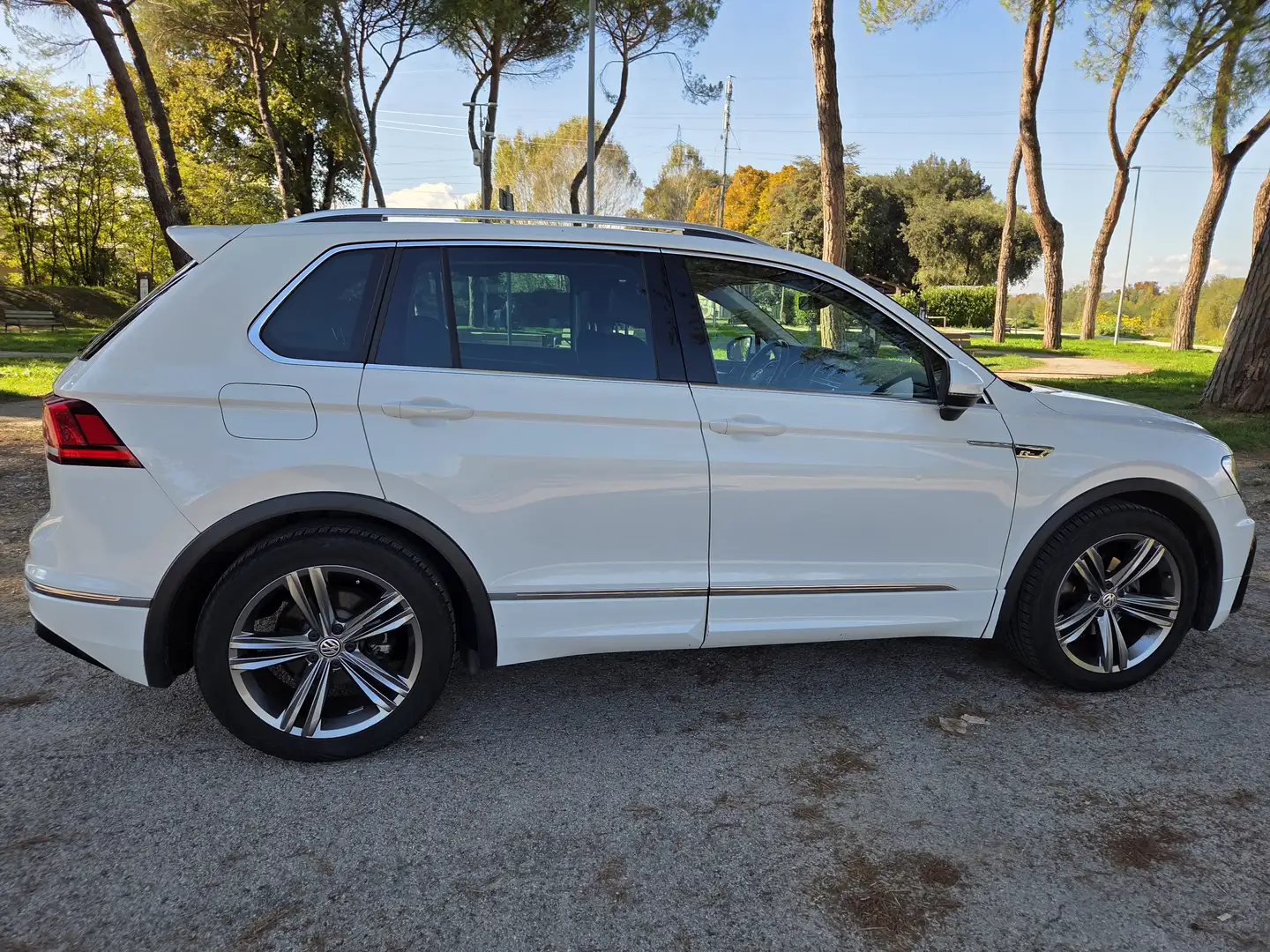 Volkswagen Tiguan Tiguan II 2016 1.6 tdi Sport 115cv Bianco - 1