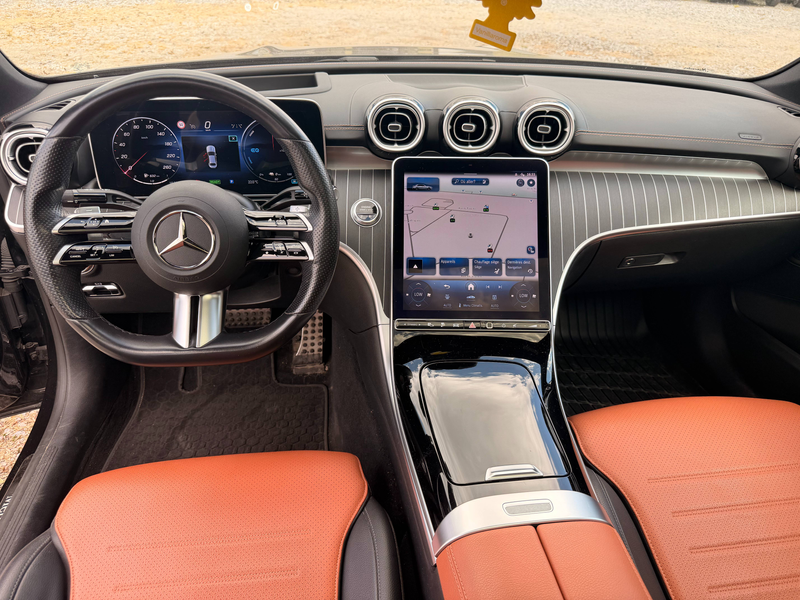 Mercedes-Benz C 300 @ SERVICARS FLEURUS MERCEDES C 300e PHEV AMG LINE - Att. Remorque/Toit Pano - 12 MOIS GARANTIE — photo 13