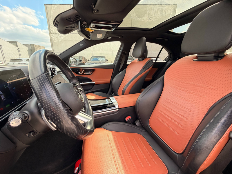 Mercedes-Benz C 300 @ SERVICARS FLEURUS MERCEDES C 300e PHEV AMG LINE - Att. Remorque/Toit Pano - 12 MOIS GARANTIE — photo 10