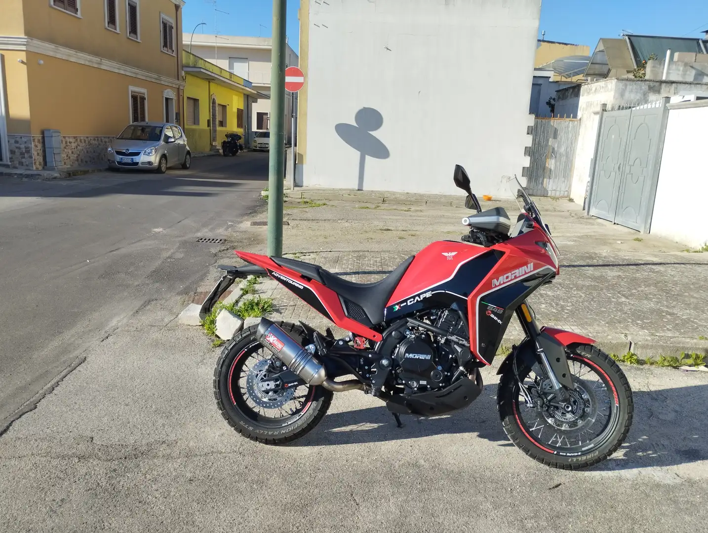 Moto Morini X-Cape Červená - 2