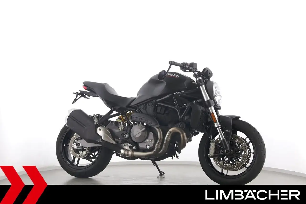Ducati Monster 821