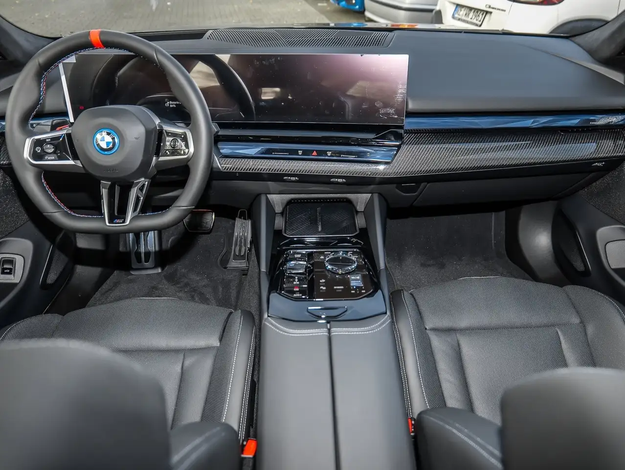 BMW i5 M60 xDrive M Sport Pro 21" HuD 360° PANO CARBON FU 10