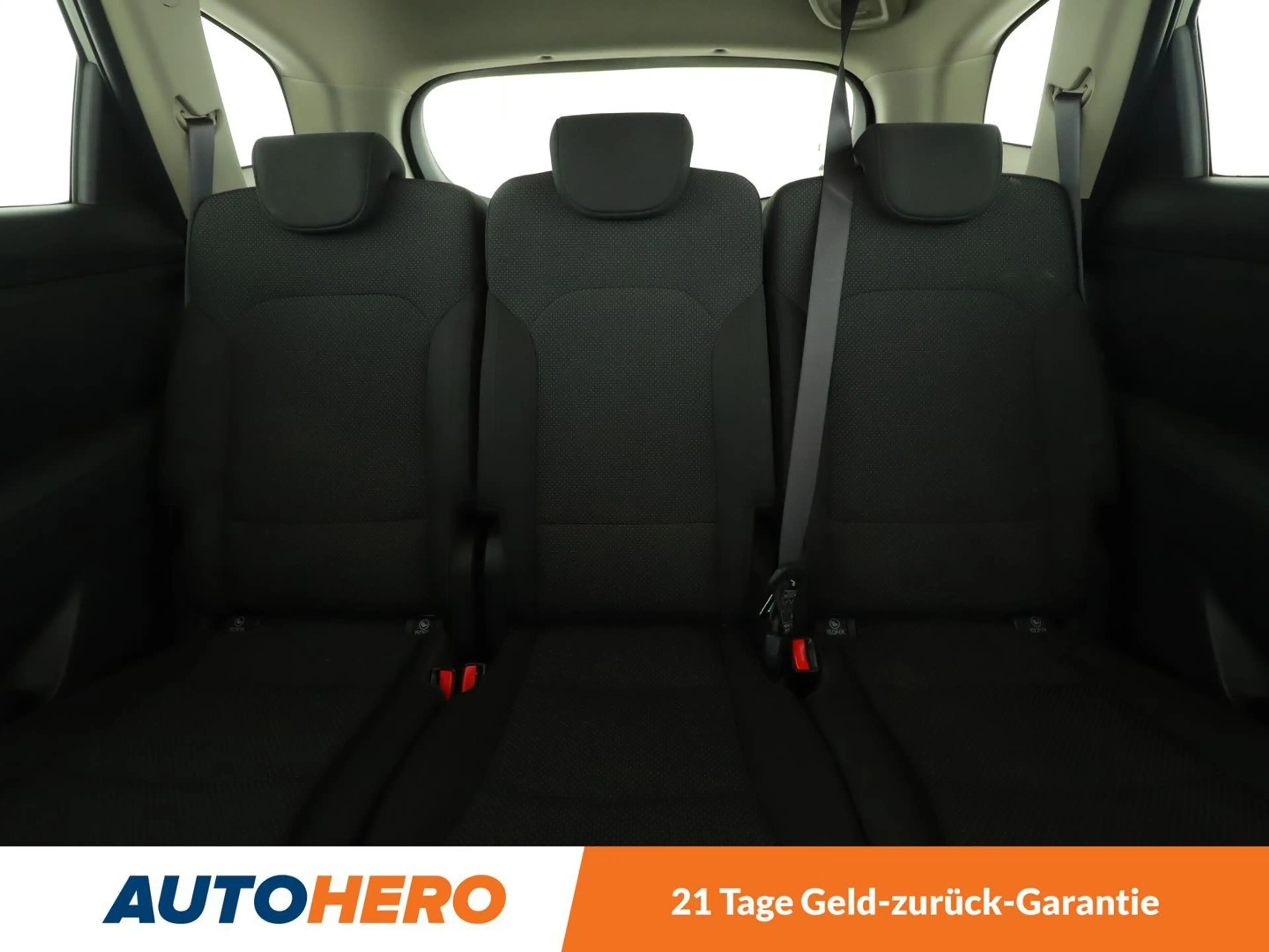 Kia Carens 1.6 GDI FIFA World Cup Edition*TEMPO*PDC*SHZ* — photo 15