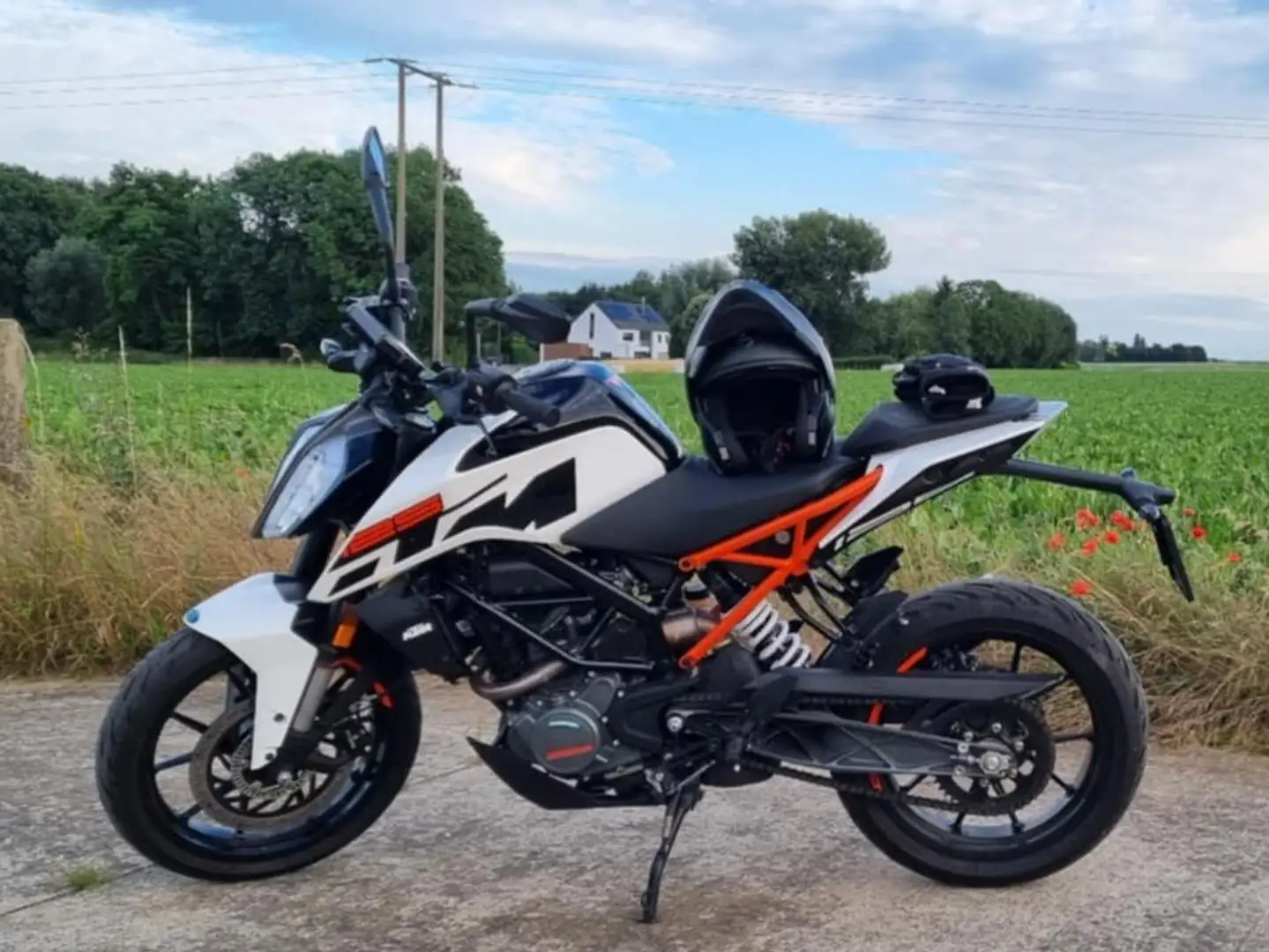 KTM 125 Duke Blanc - 2