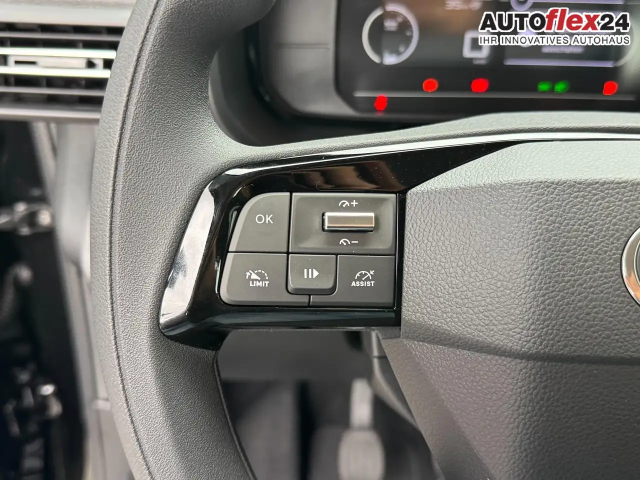Toyota Proace Verso 1,2 L2 Business 7 Sitzer Klima Einparkhil..., миниатюра 14