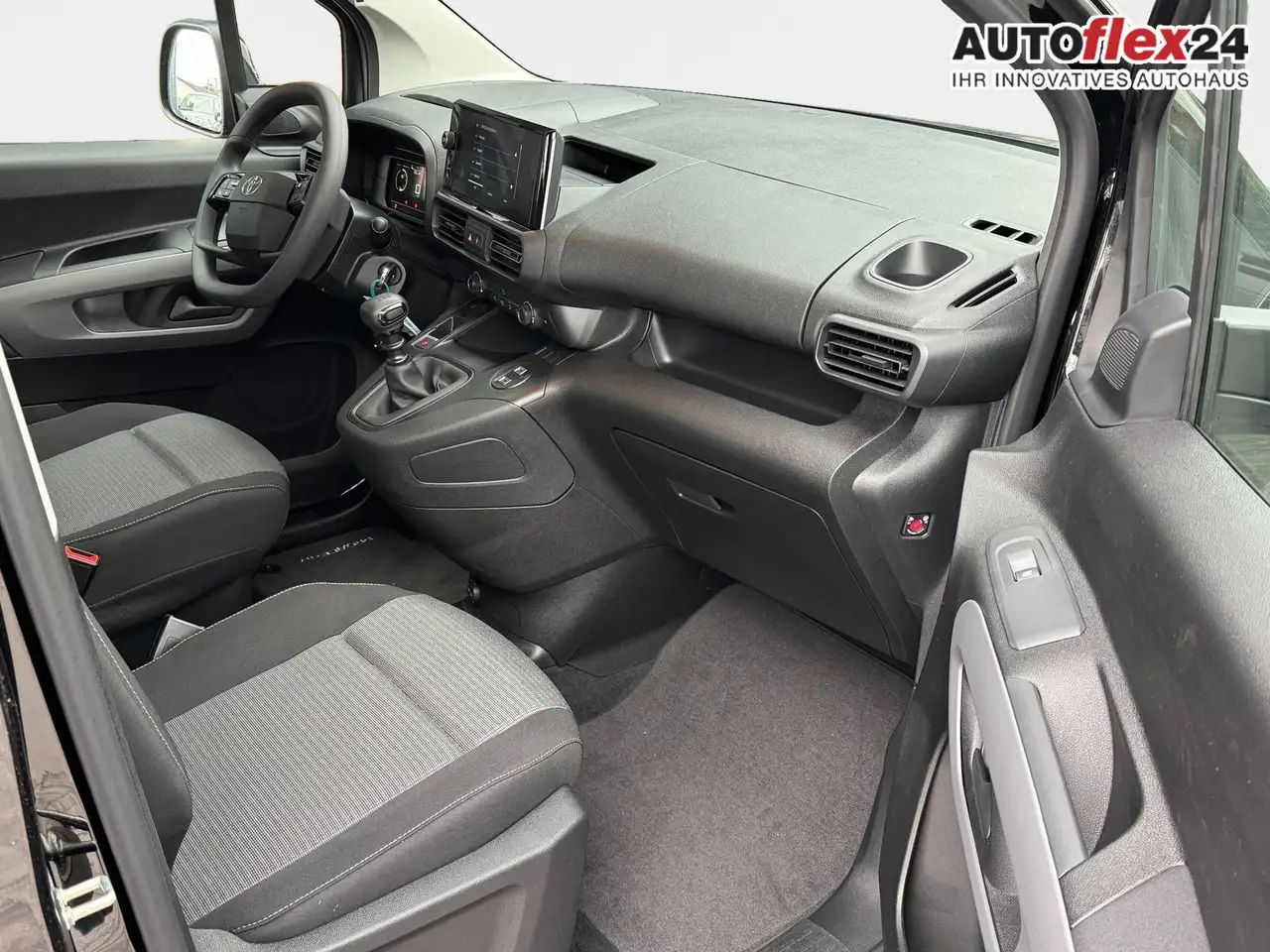 Toyota Proace Verso 1,2 L2 Business 7 Sitzer Klima Einparkhil..., миниатюра 10