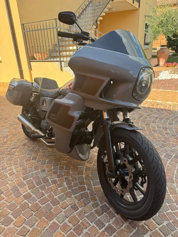 Harley-Davidson Dyna Street Bob