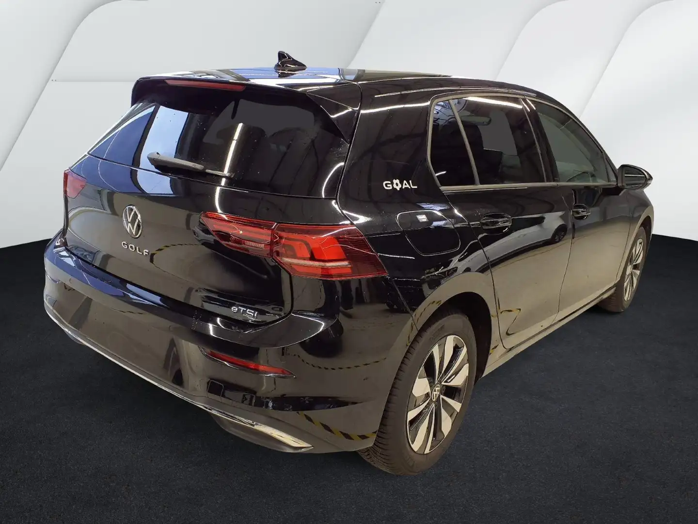 Volkswagen Golf 1.5 eTSI DSG GOAL AHK NAVI KAMERA LED+ Schwarz - 2
