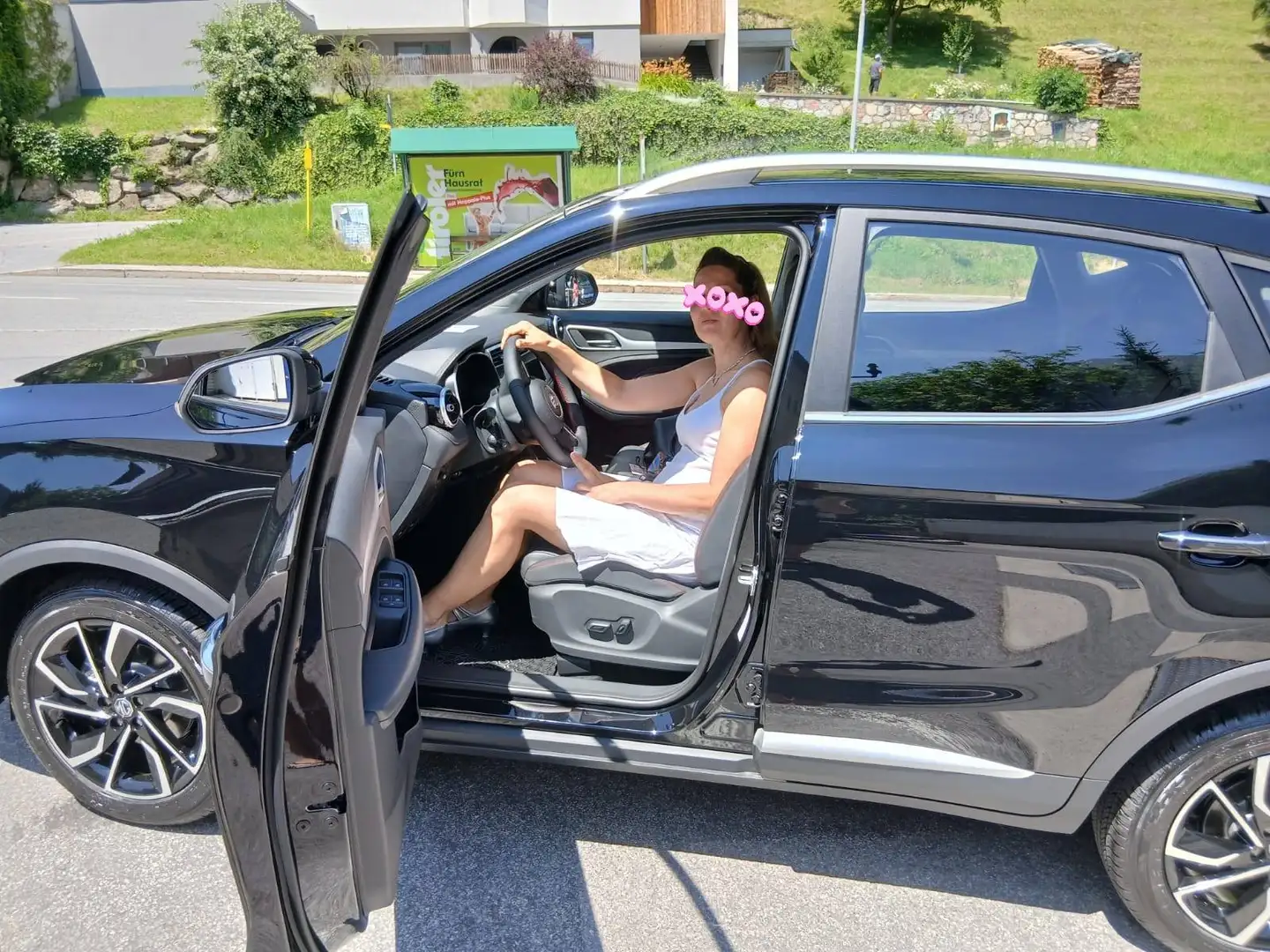 MG ZS ZS 1.5 VTi Luxury Luxury Schwarz - 2
