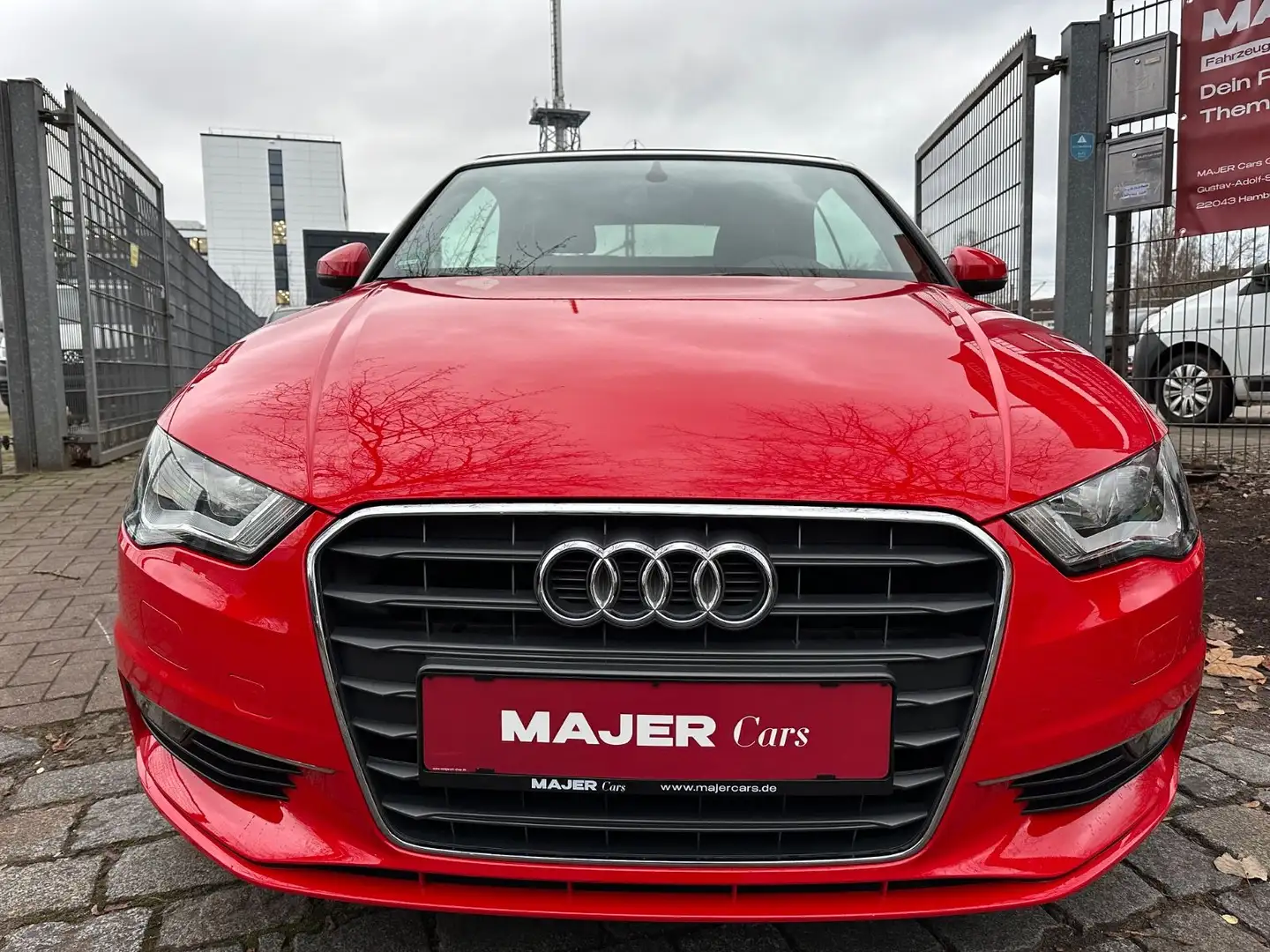 Audi A3 Cabriolet 1.4 TFSI PDC*ALU*BT*SH*AFS Rouge - 2