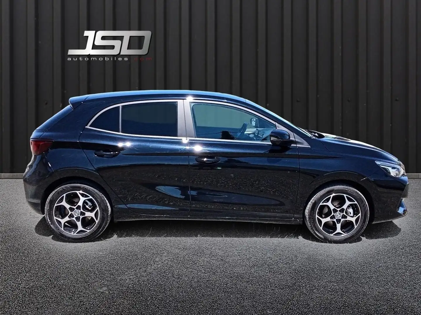 MG MG3 1.5 Hybrid+ - 195  Luxury Noir - 2