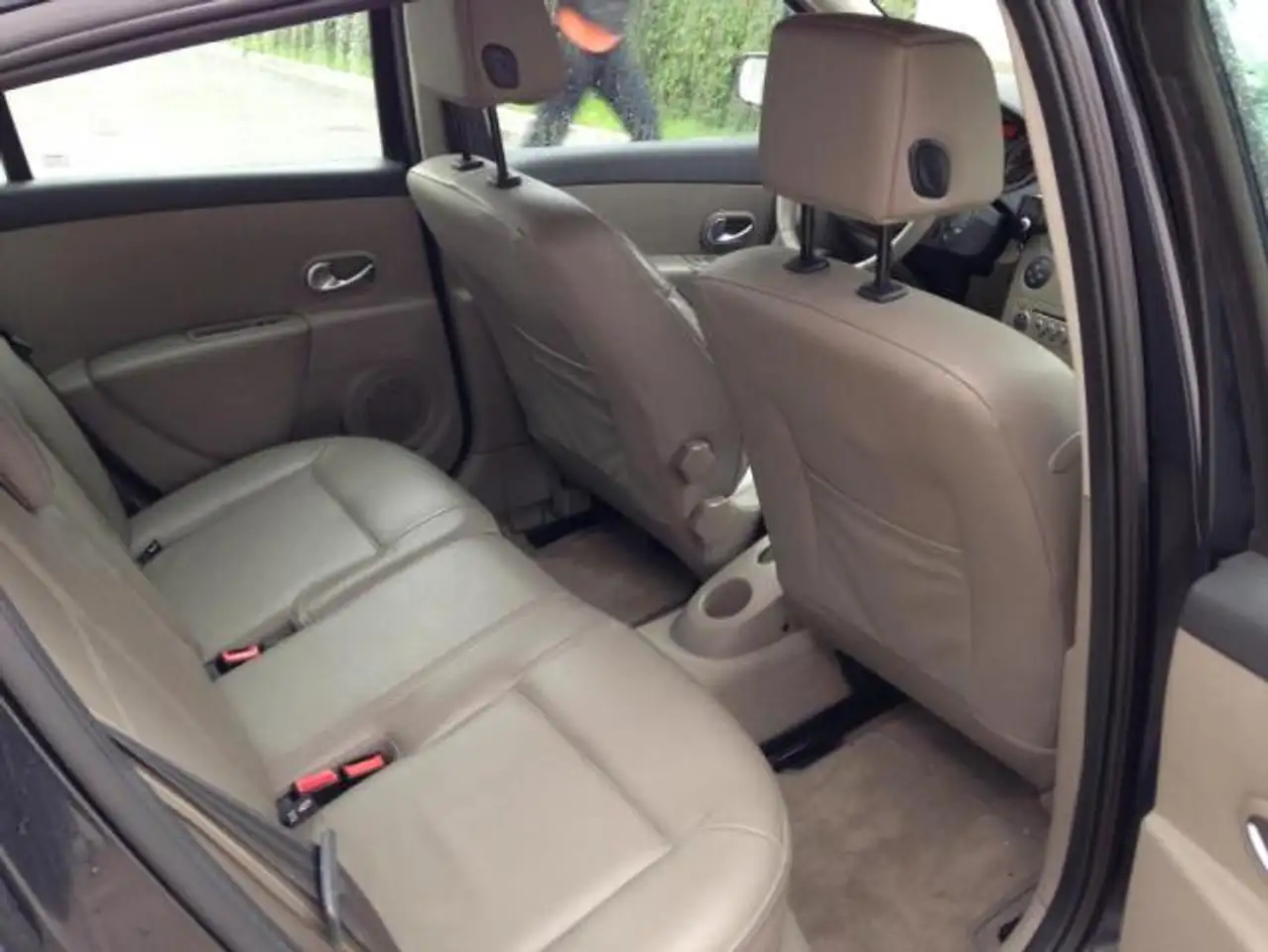Renault Clio Citadine 5 portes — photo 8