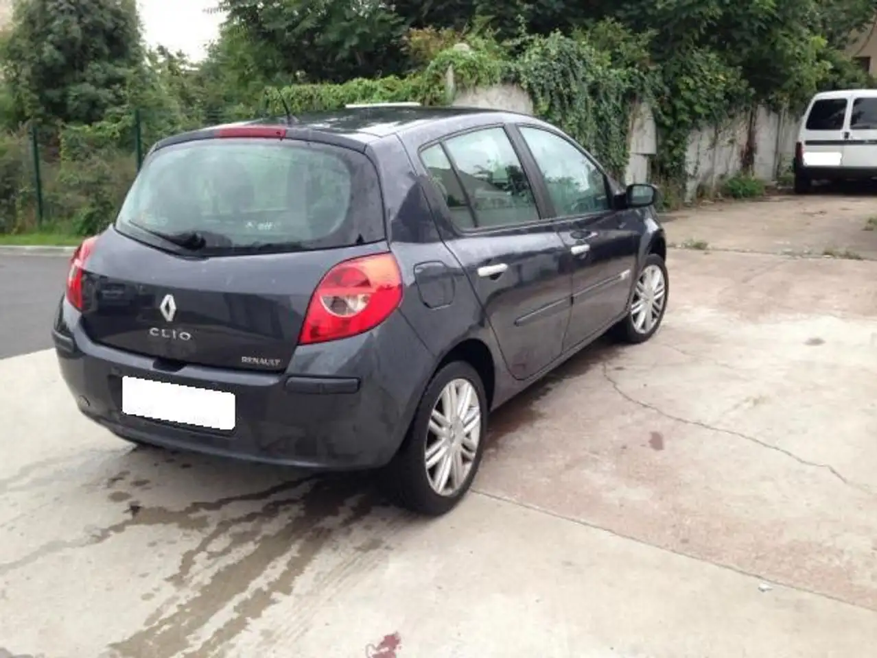 Renault Clio Citadine 5 portes — photo 4
