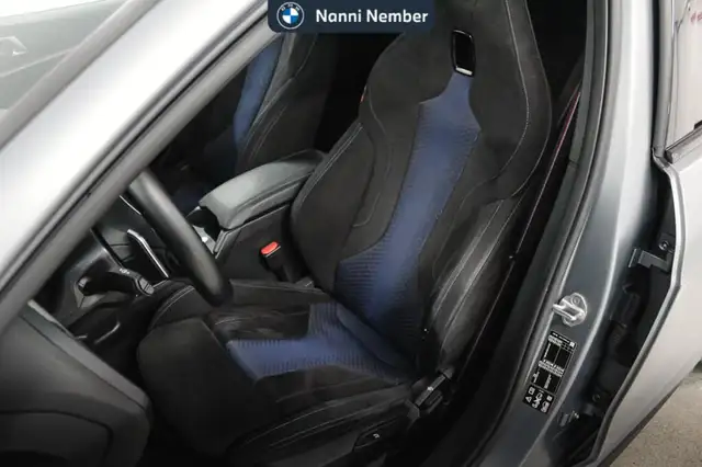 BMW 1 Series view 14