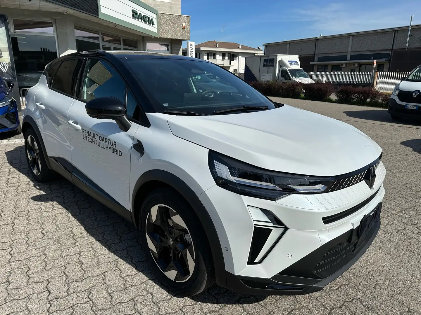 Renault Captur 1.6 E-Tech full hybrid Techno 145cv auto Blanc - 2