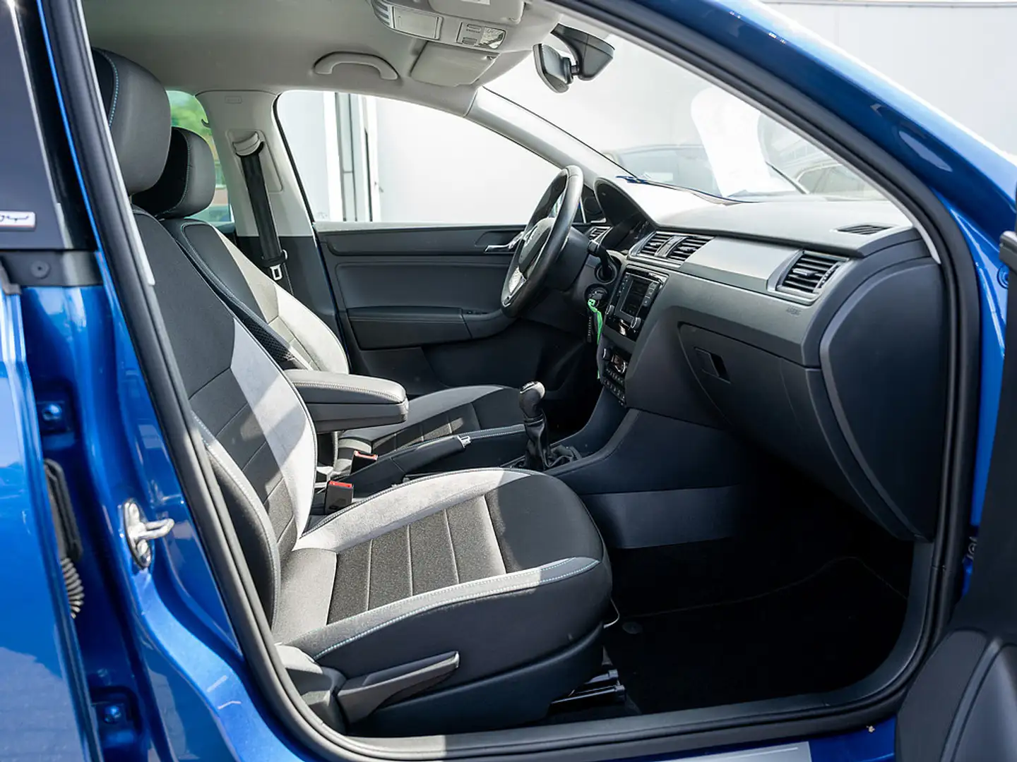 Skoda Rapid/Spaceback Blau - 2