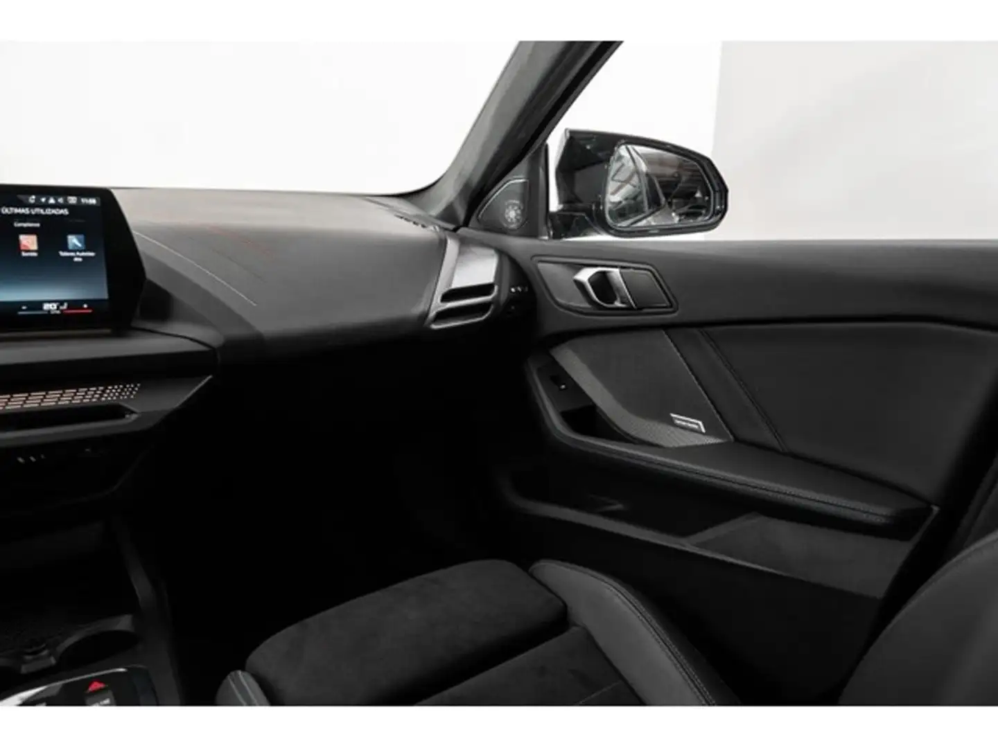 BMW 116 M135 xDrive Gris - 2