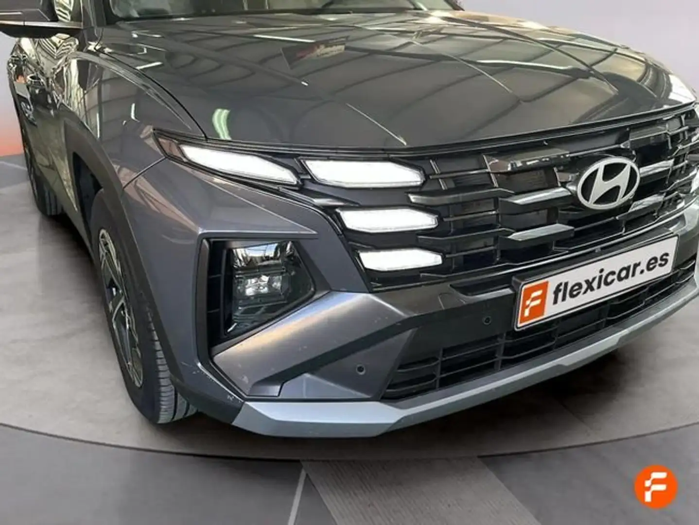 Hyundai TUCSON 1.6 T Klass Gris - 2