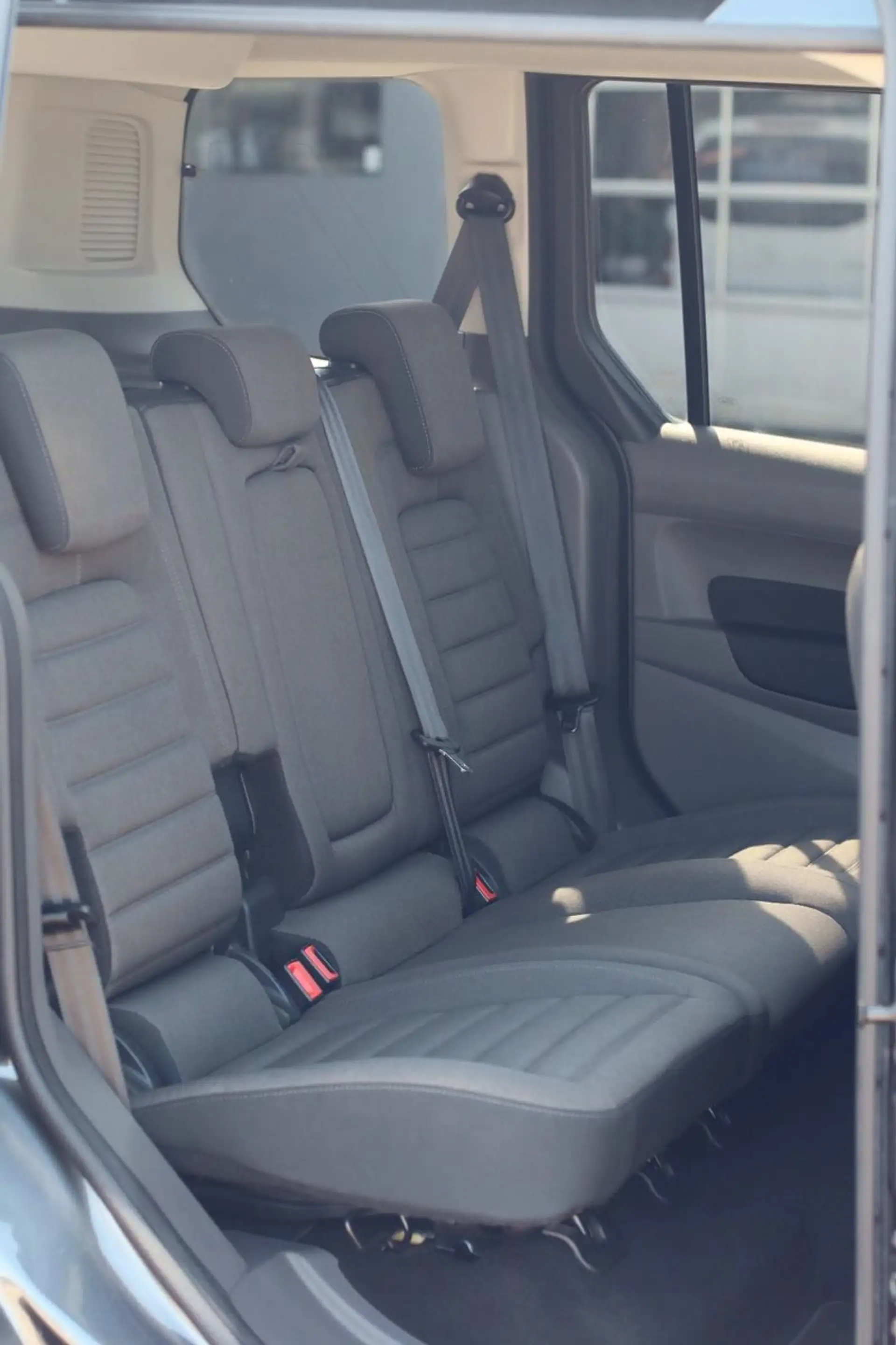 Ford Tourneo Connect Titanium — photo 7