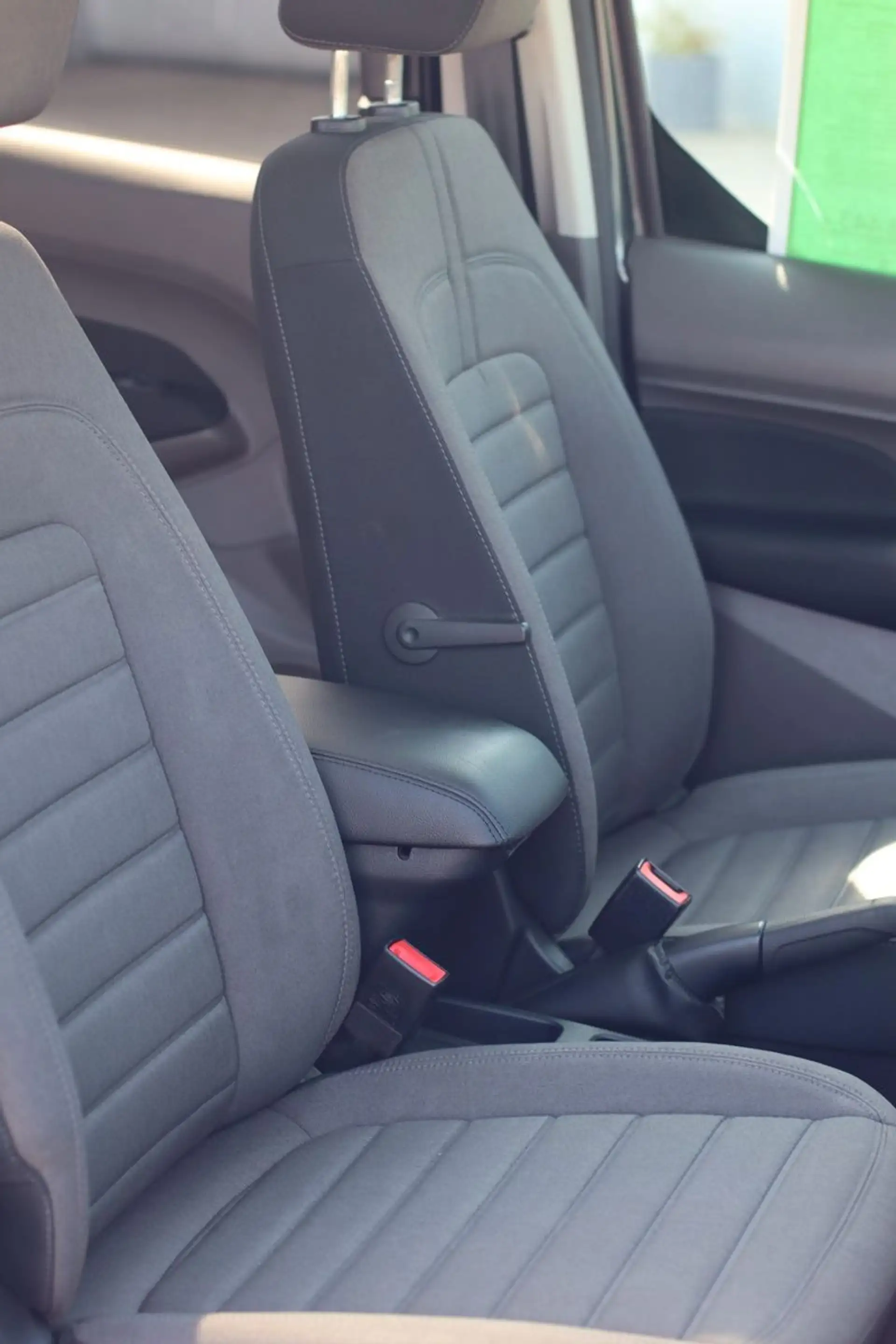 Ford Tourneo Connect Titanium — photo 8