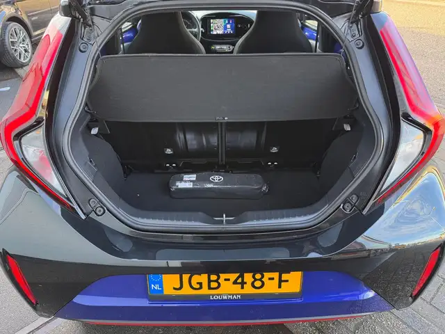 Toyota Aygo X view 21