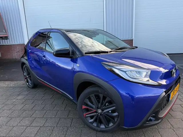 Toyota Aygo X view 4