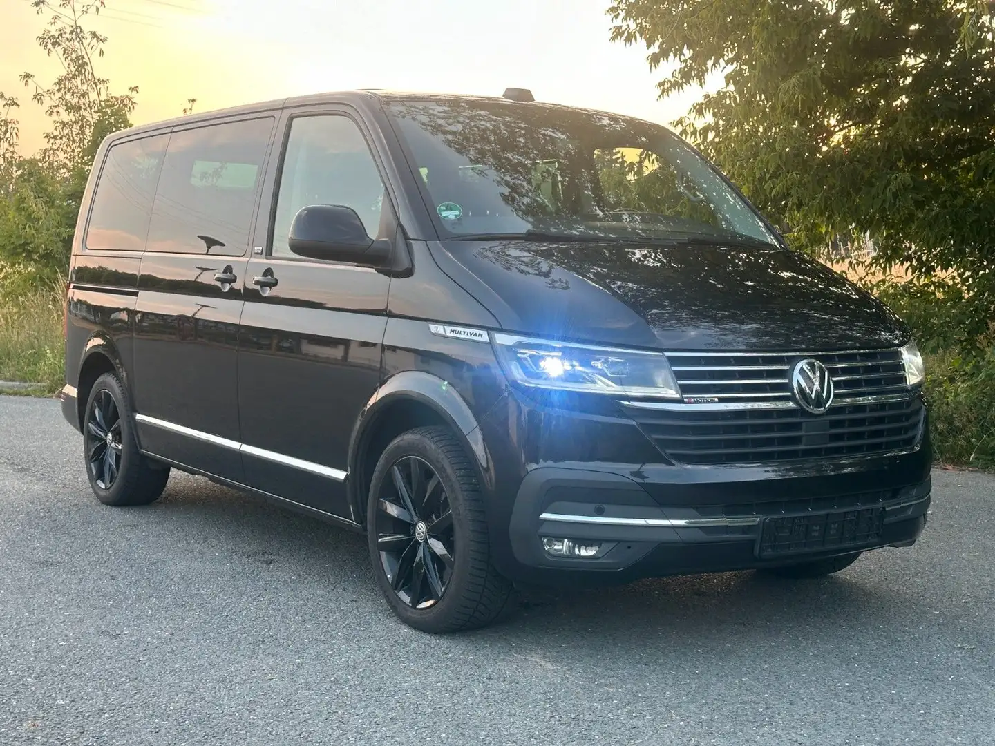 Volkswagen T6.1 Multivan T6.1 Multivan Generation Six 4MOTION LED LEDER Noir - 1