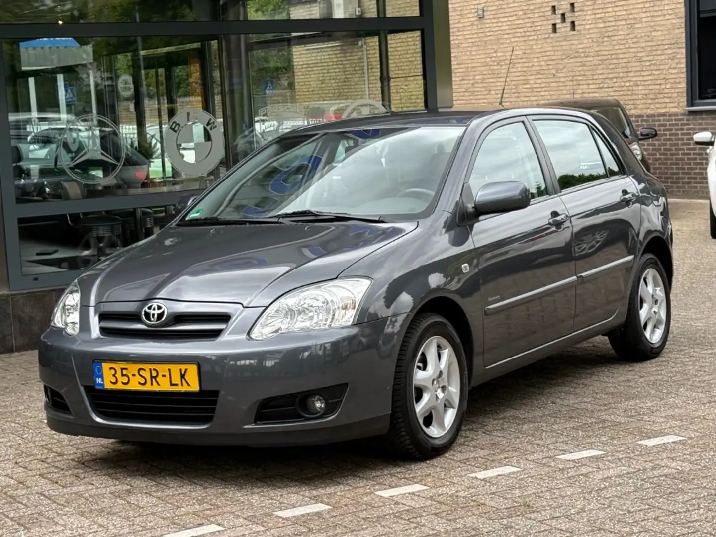 Toyota Corolla 1.6 VVT-I Executive Clima Cruise Dealeronderhouden Gri - 2
