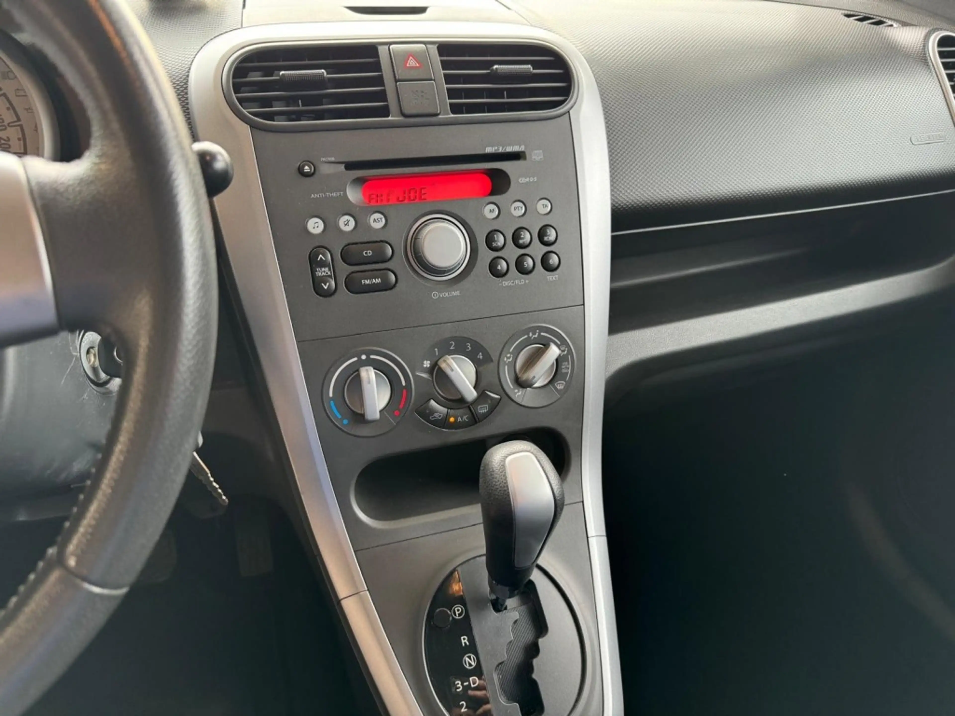 Opel Agila 1.2 AUTOMAAT airco Lichtmetaal — photo 10