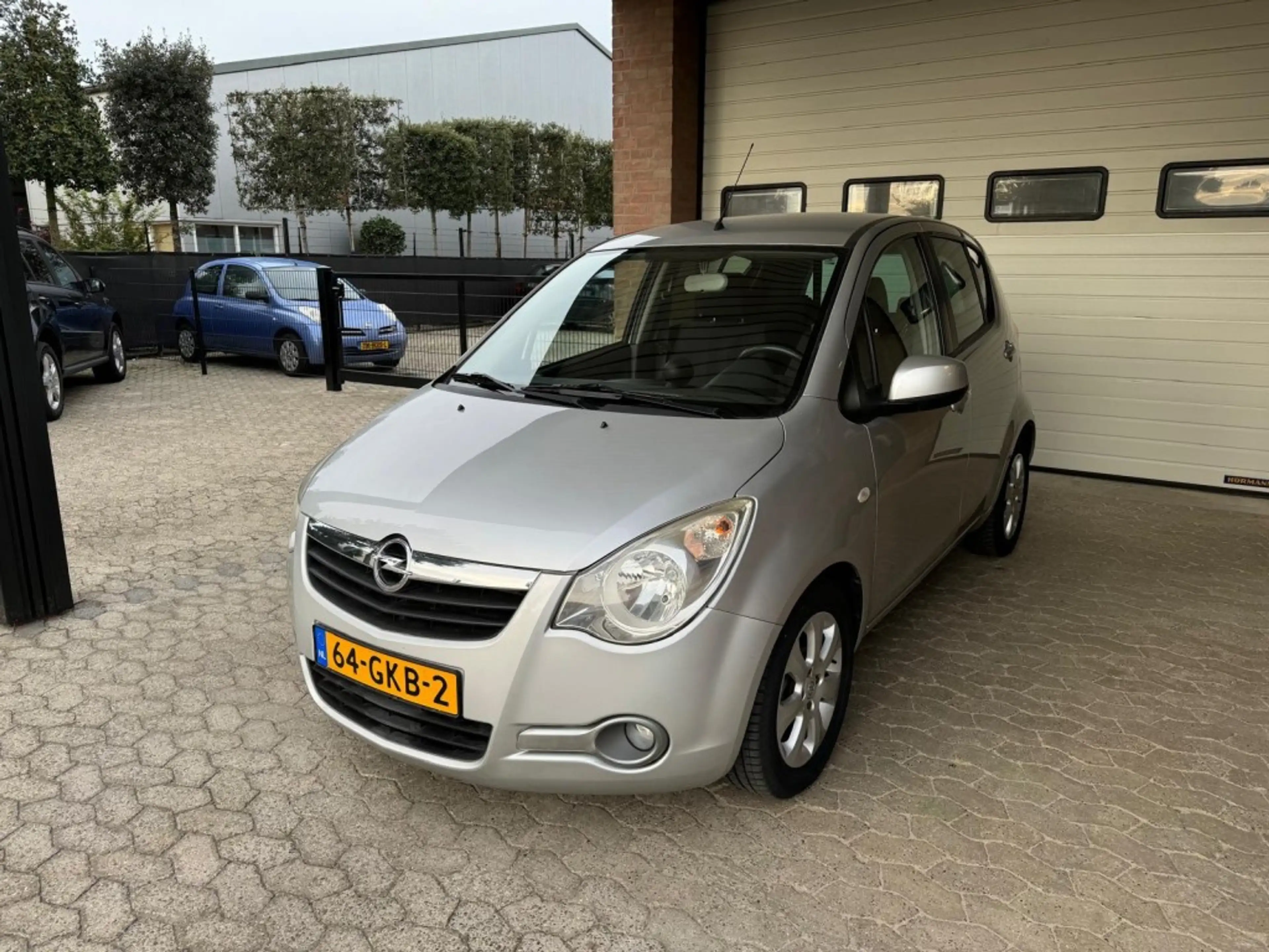 Opel Agila 1.2 AUTOMAAT airco Lichtmetaal