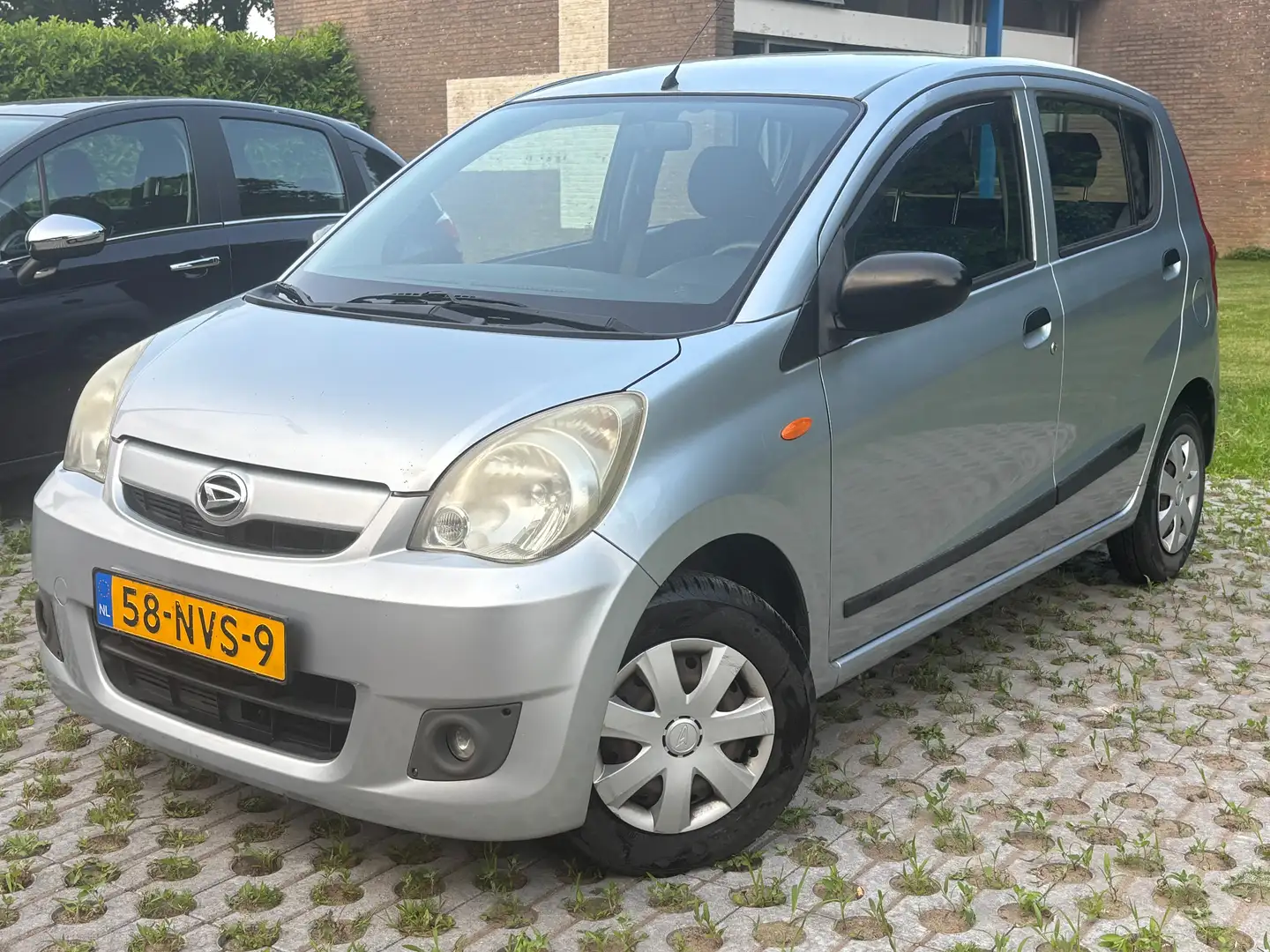 Daihatsu Cuore Cuore 1.0 Clever Argintiu - 1