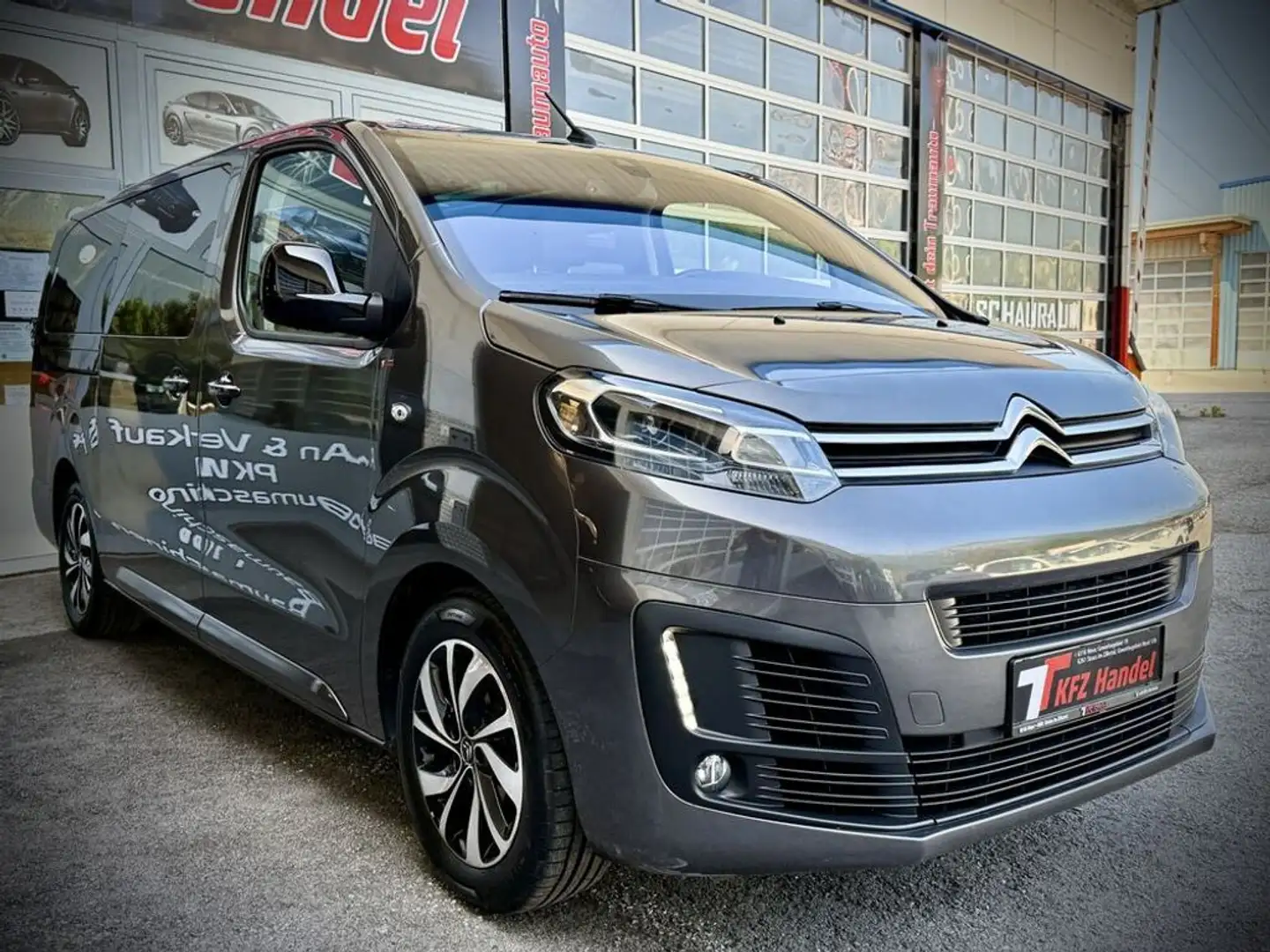 Citroen Spacetourer BlueHDI 180 S&S EAT8 XL Business Lounge Gris - 2