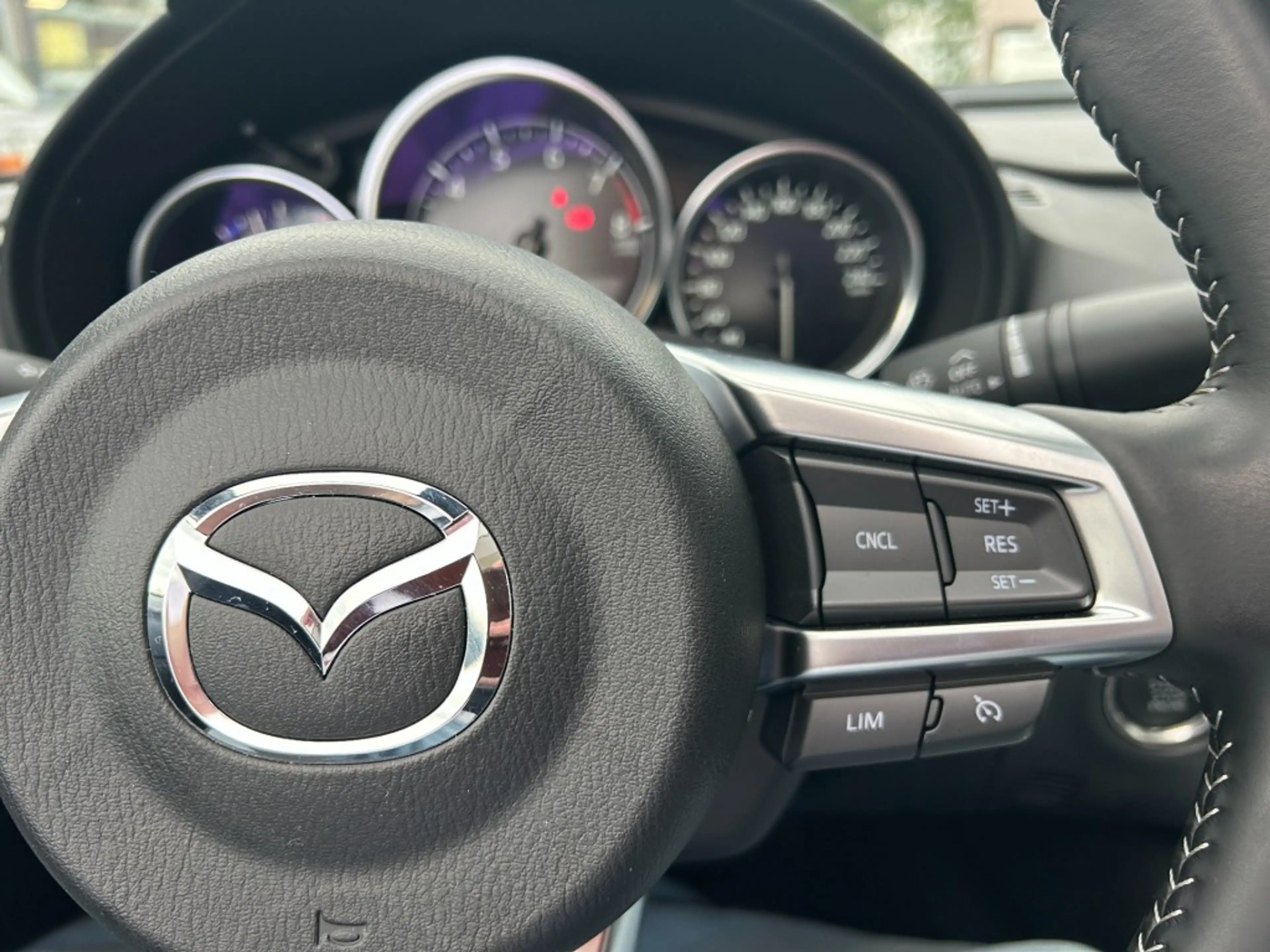 Mazda MX-5 ROADSTER SKYACTIV-G HOMURA — photo 20