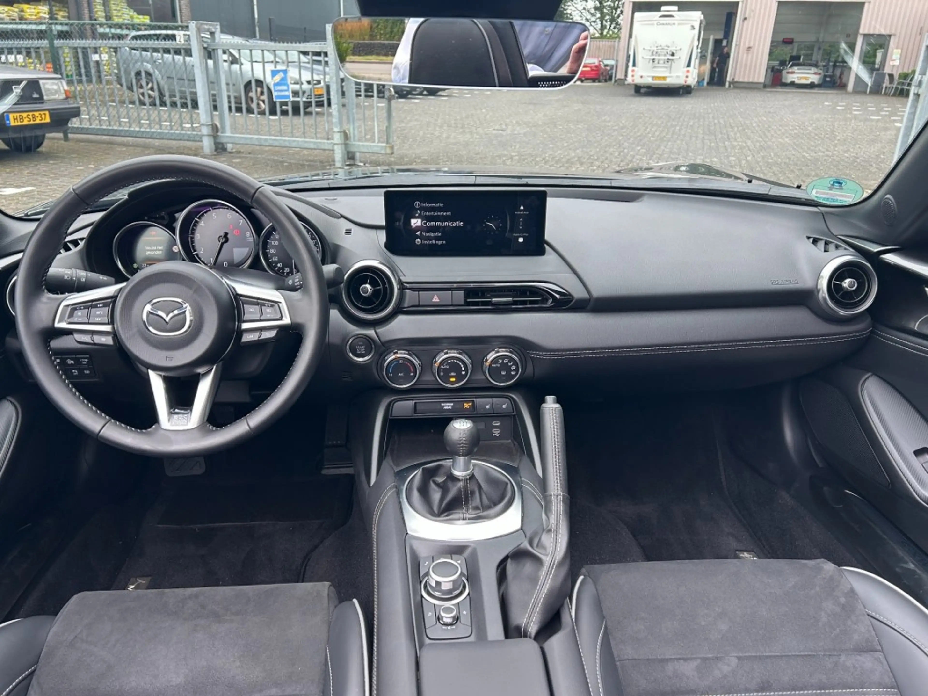 Mazda MX-5 ROADSTER SKYACTIV-G HOMURA — photo 10