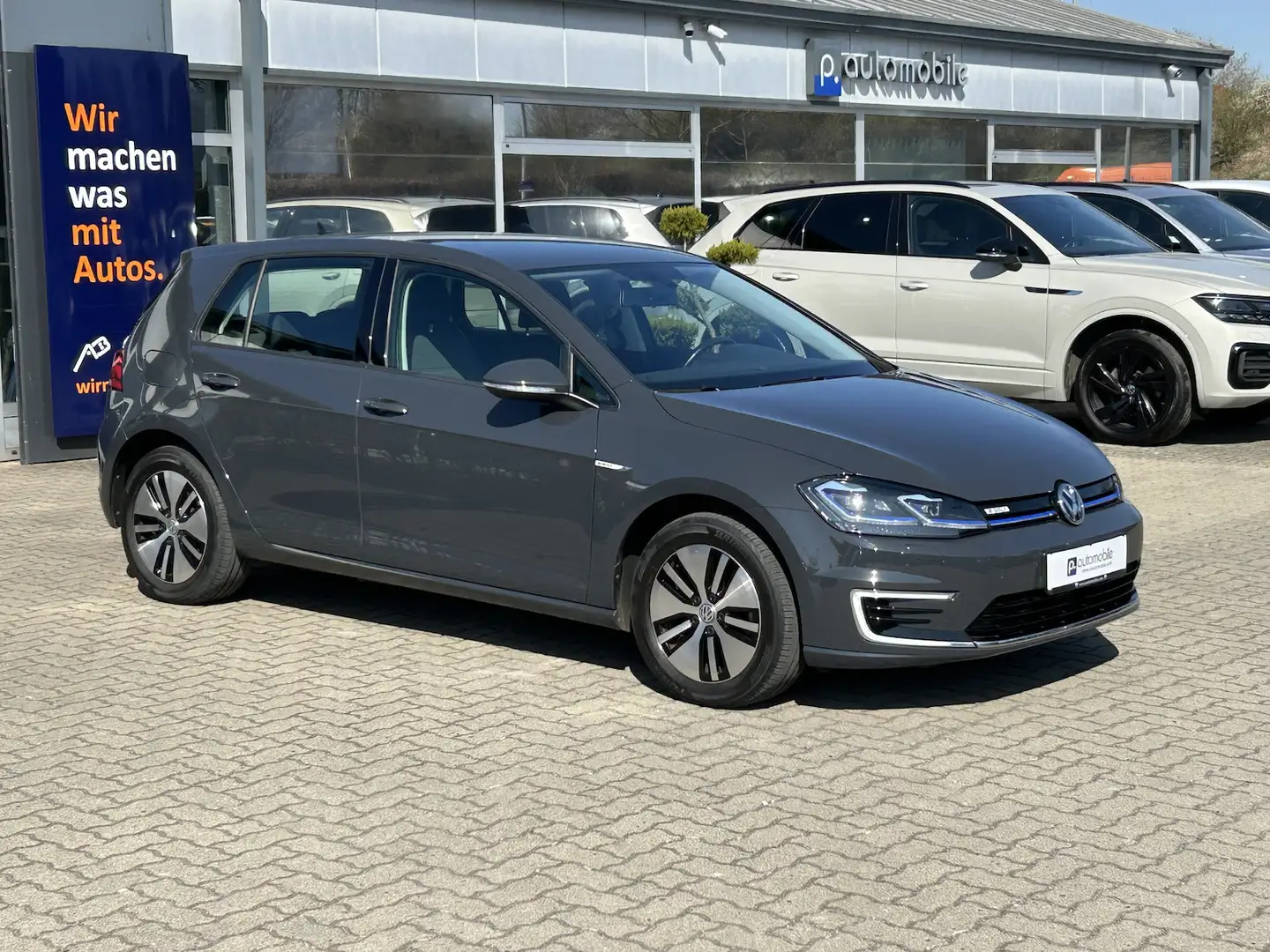 Volkswagen Golf Comfortline*CCS*LED*PDC* Gris - 2