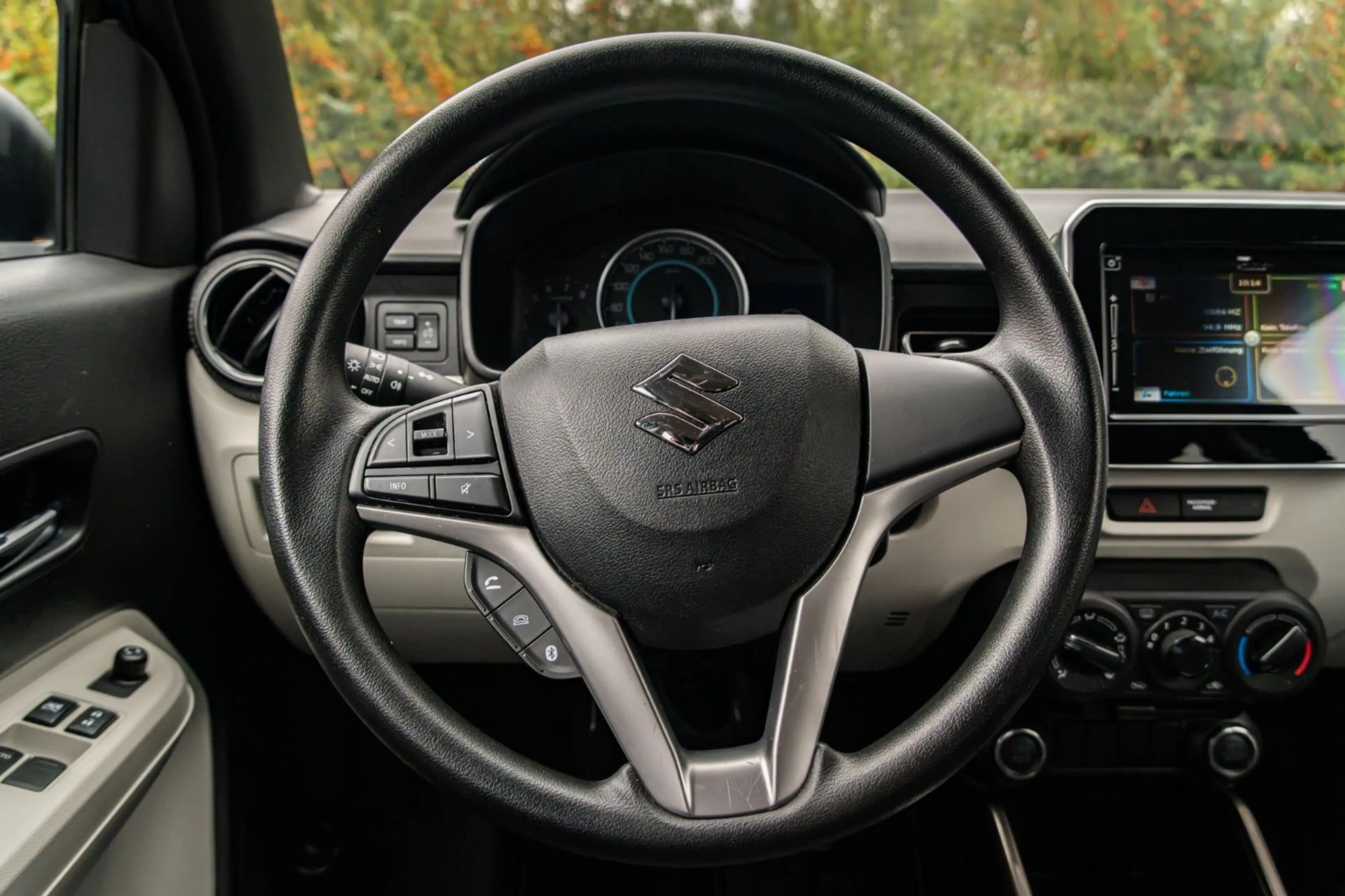 Suzuki Ignis Comfort/ Kamera/ Sitzheizung/ Navi — photo 22