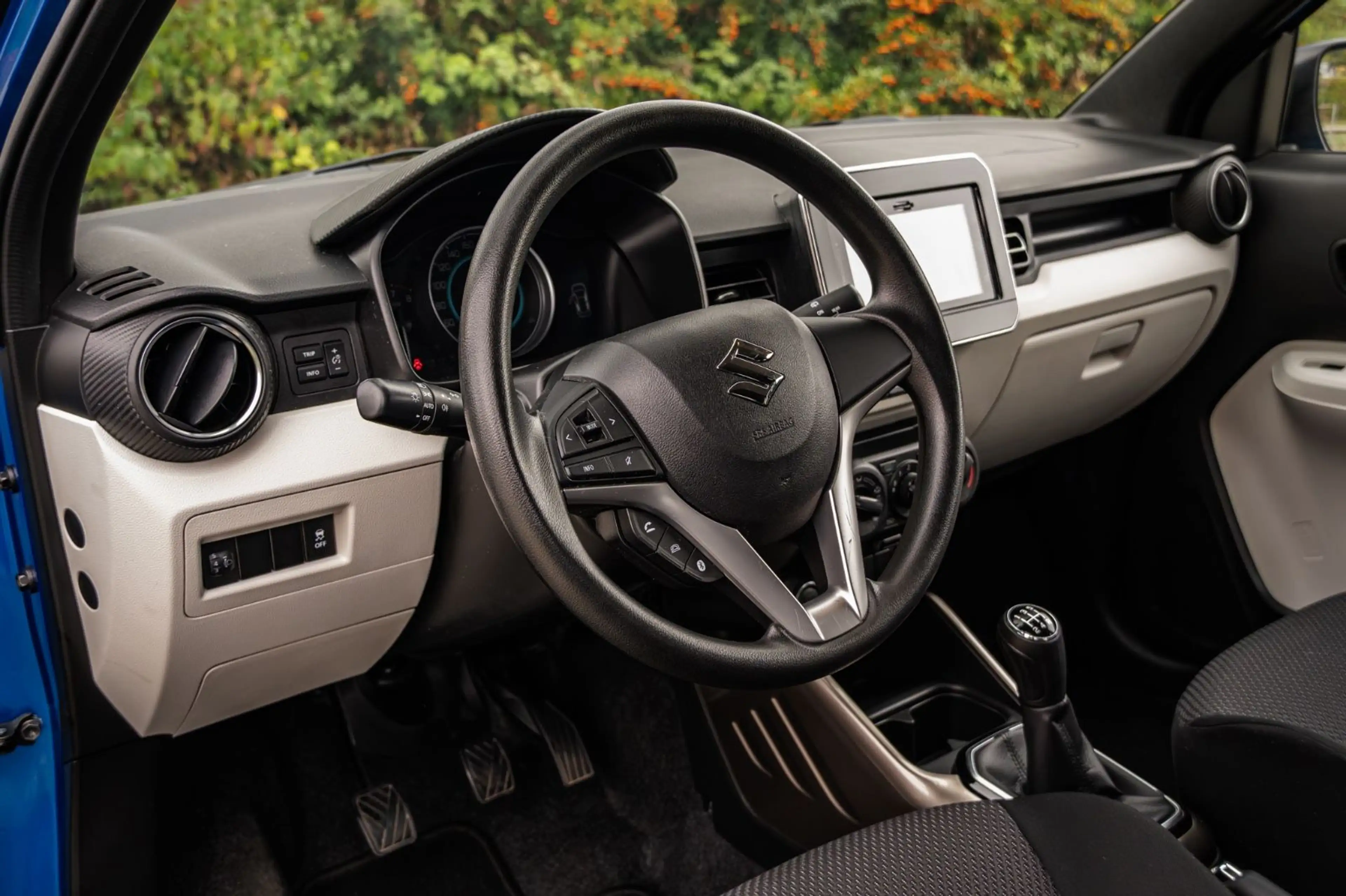 Suzuki Ignis Comfort/ Kamera/ Sitzheizung/ Navi — photo 17