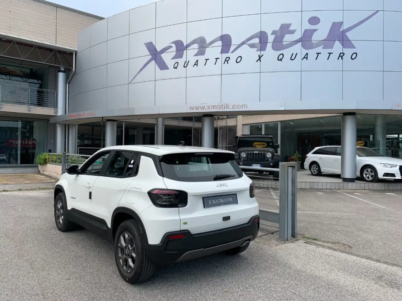 Jeep Avenger 1.2 Turbo MHEV Longitude AUTOMATICA 3