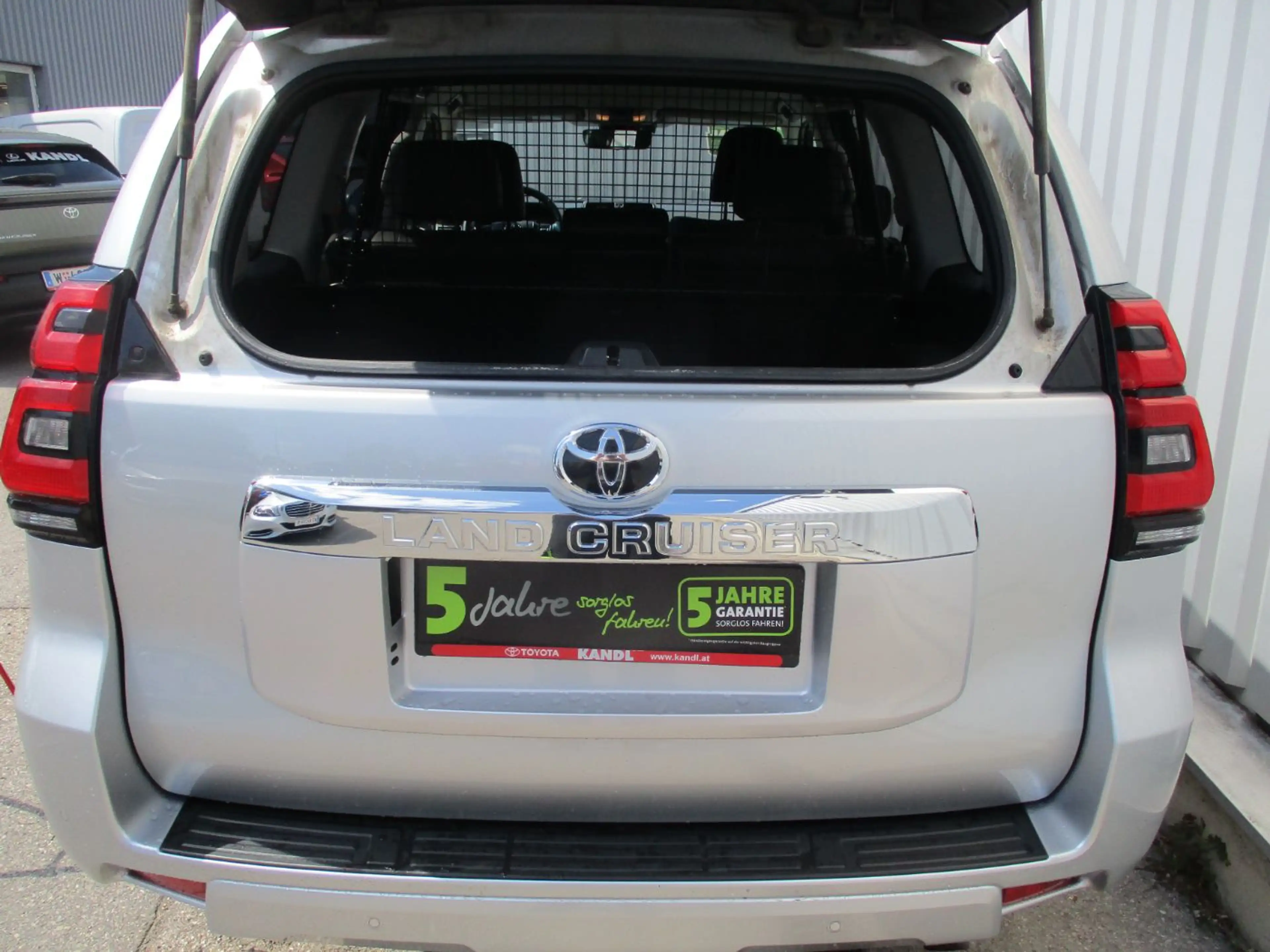 Toyota Land Cruiser Landcruiser 2.8 D4-D Elegance ACC+LED+Navi+SHZ — photo 7