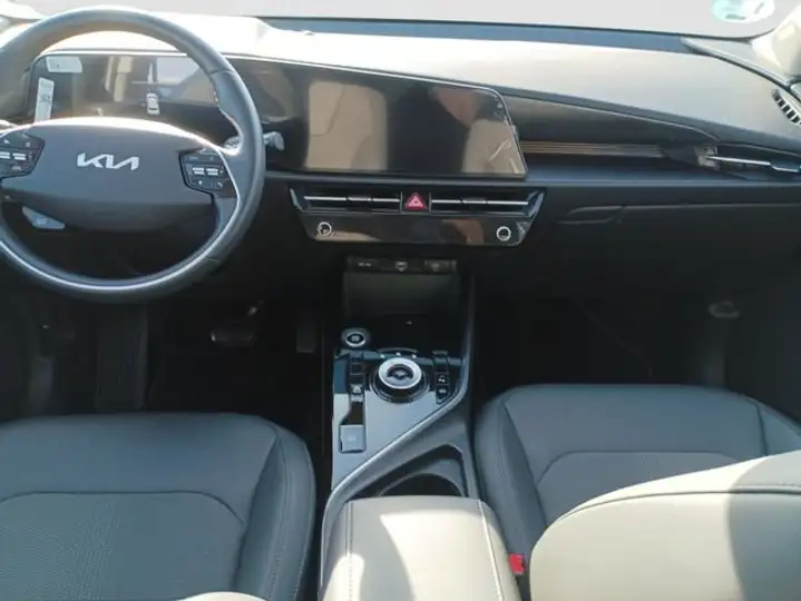 Kia Niro 1.6 HEV Concept 2023, foto 11
