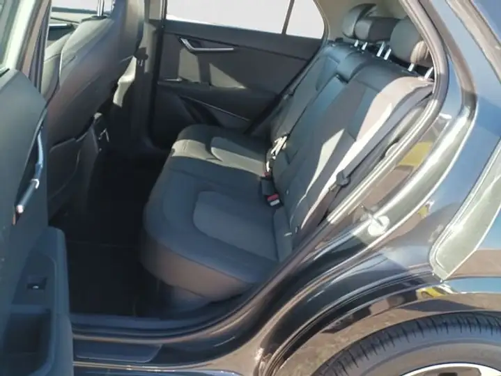 Kia Niro 1.6 HEV Concept 2023, foto 13